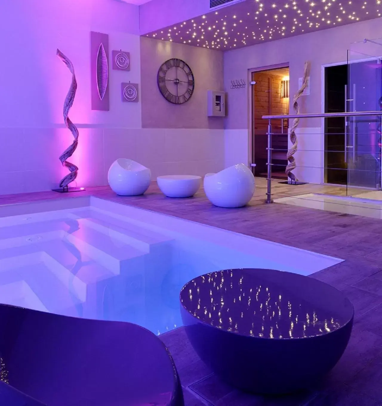 Sauna, Swimming Pool in Grand Hôtel des Bains SPA