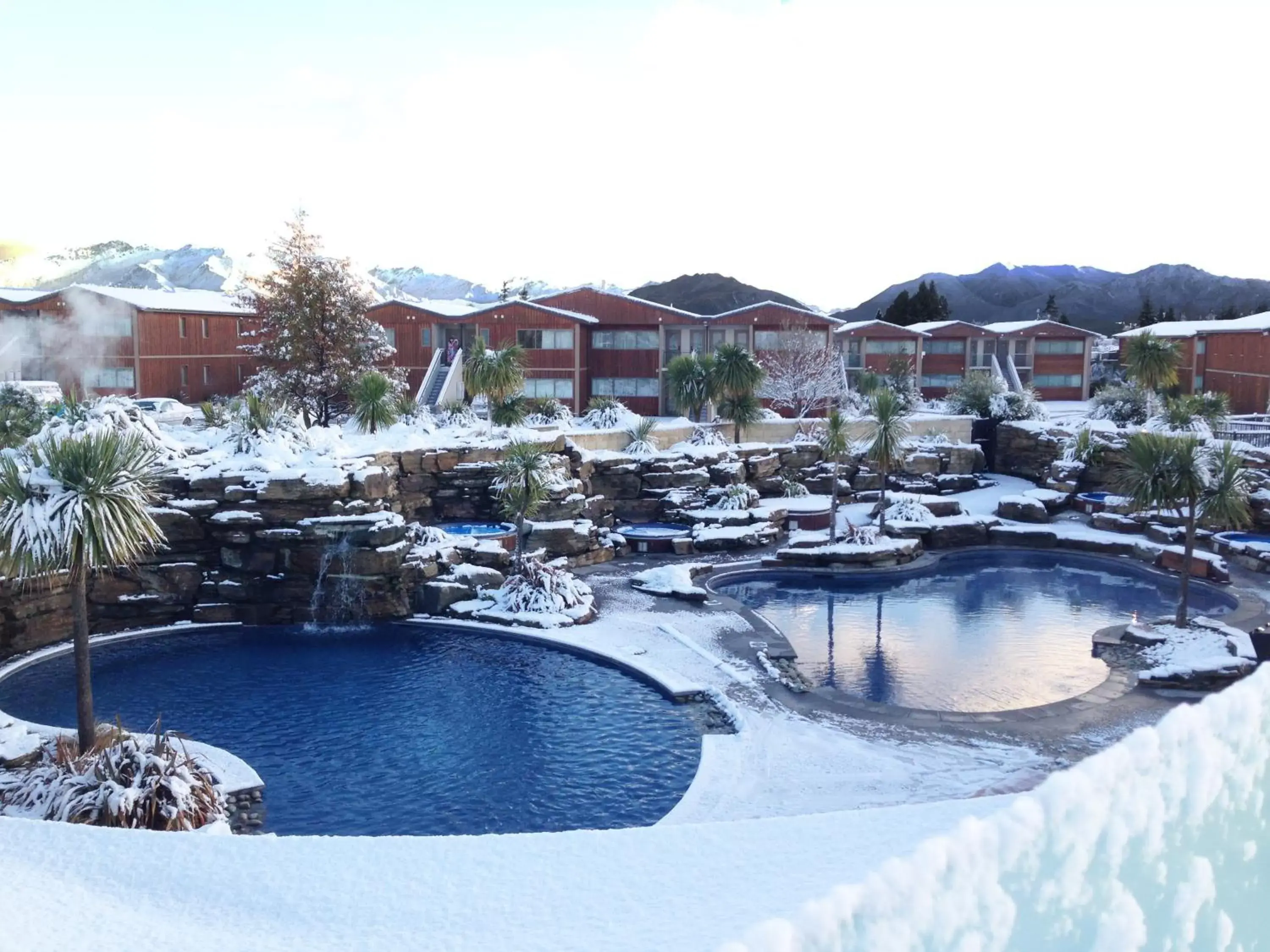 Decorative detail, Swimming Pool in Oakridge Resort Lake Wanaka