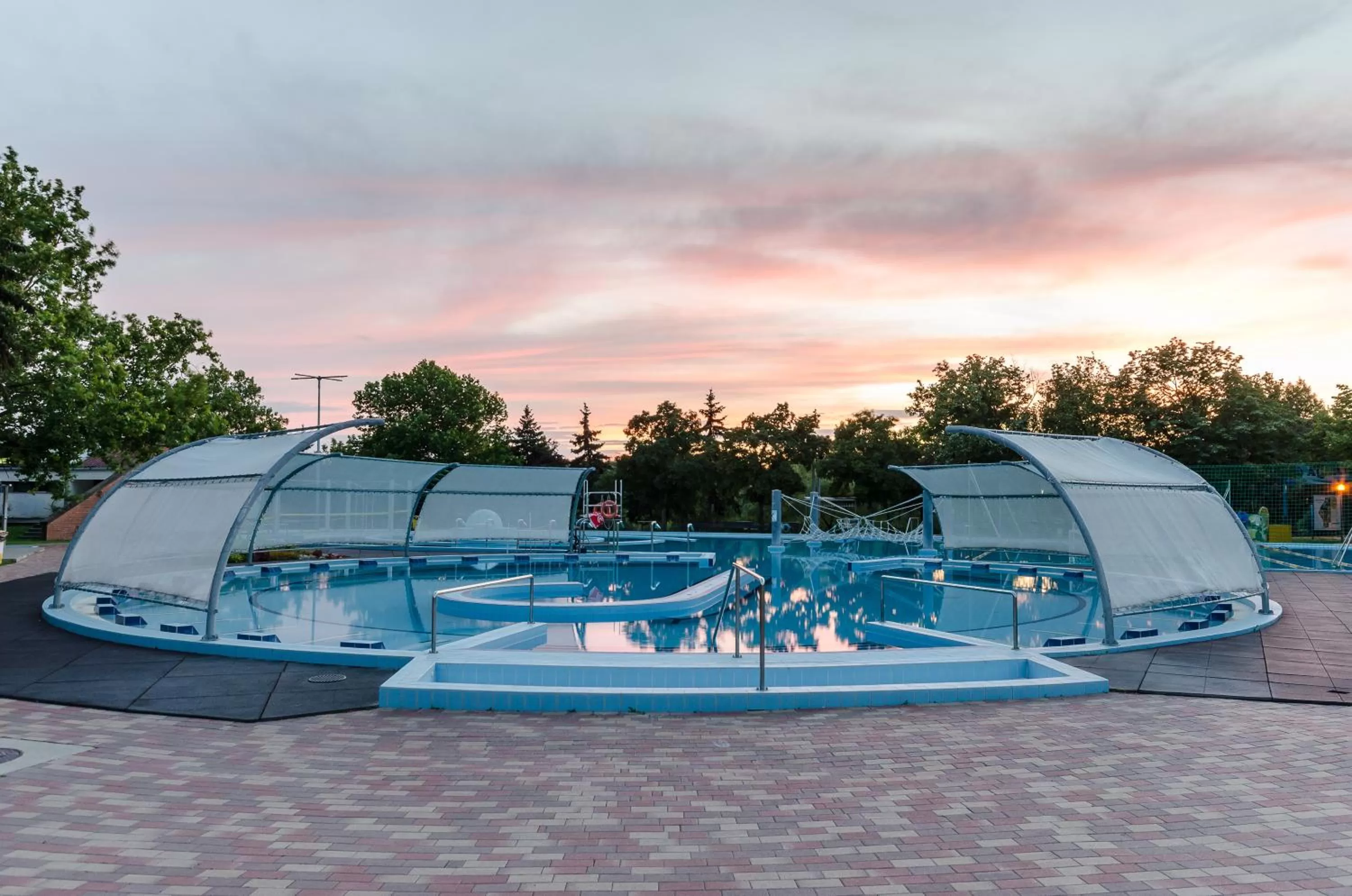 Swimming pool in Hunguest Hotel Aqua Sol