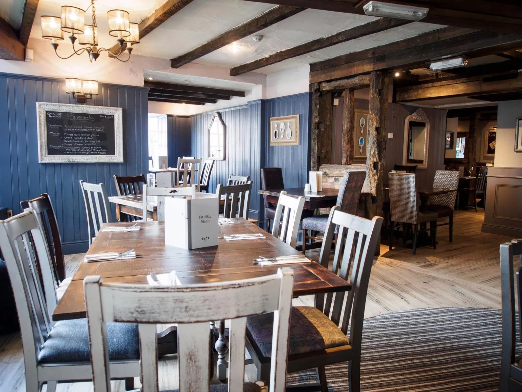 Restaurant/places to eat in De Trafford Arms by Chef & Brewer Collection