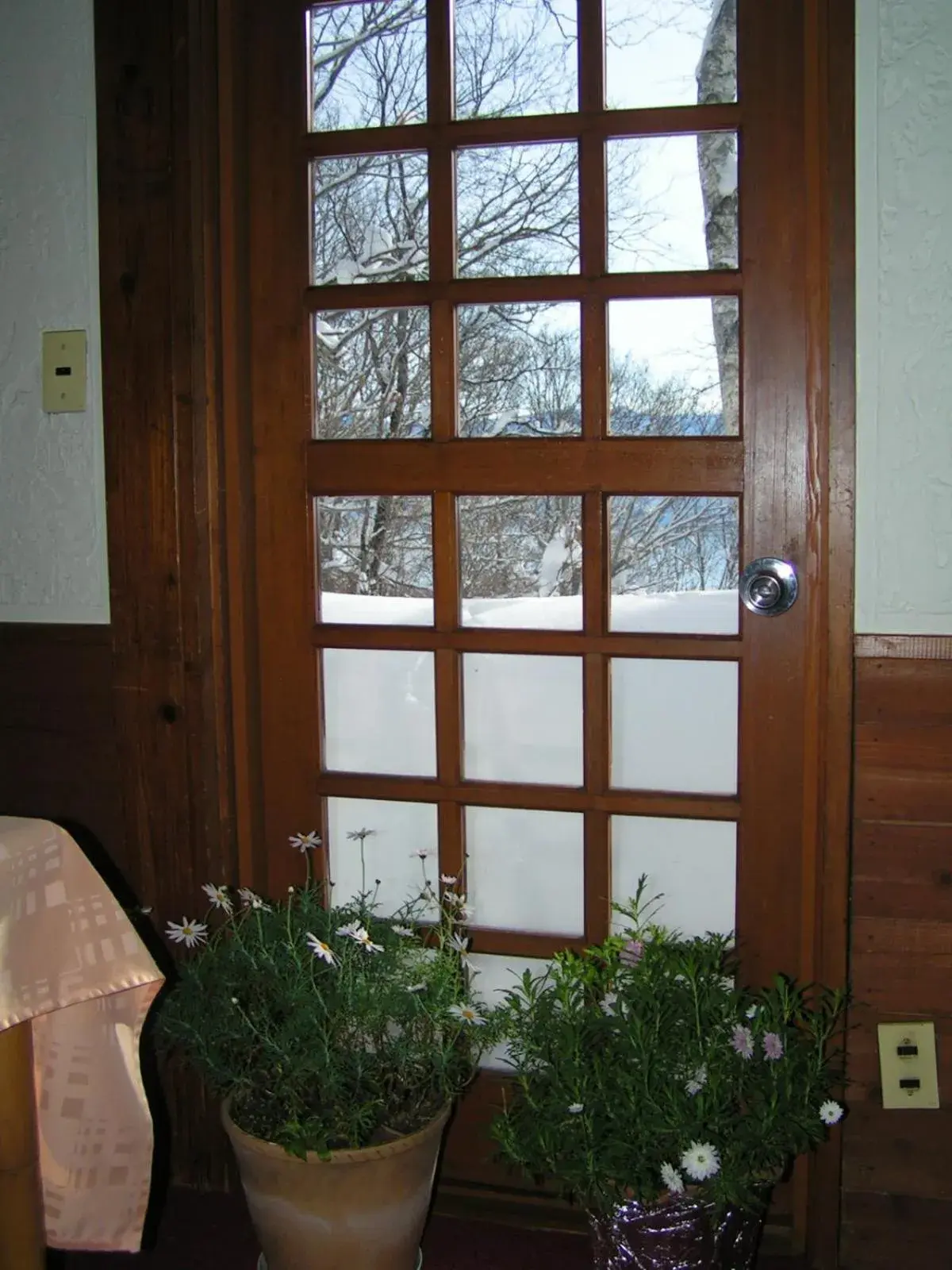 Decorative detail in Madarao Elm Pension