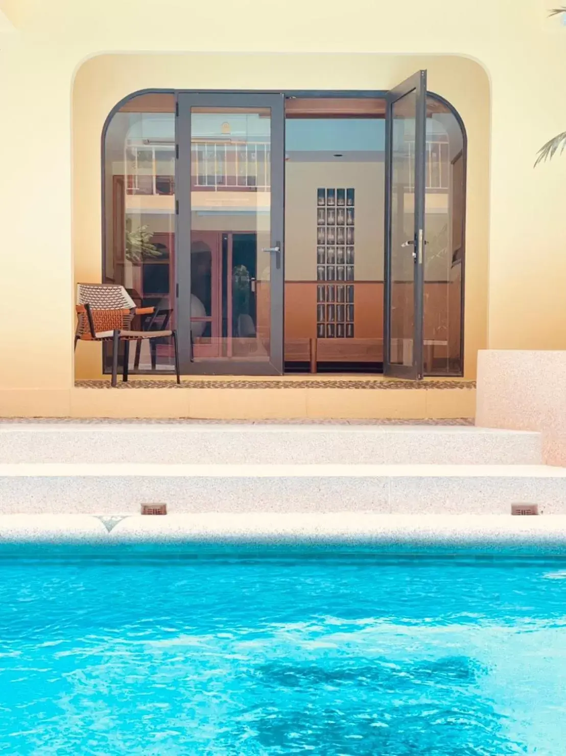 Decorative detail, Swimming Pool in Miami Hotel Bangkok - SHA Plus