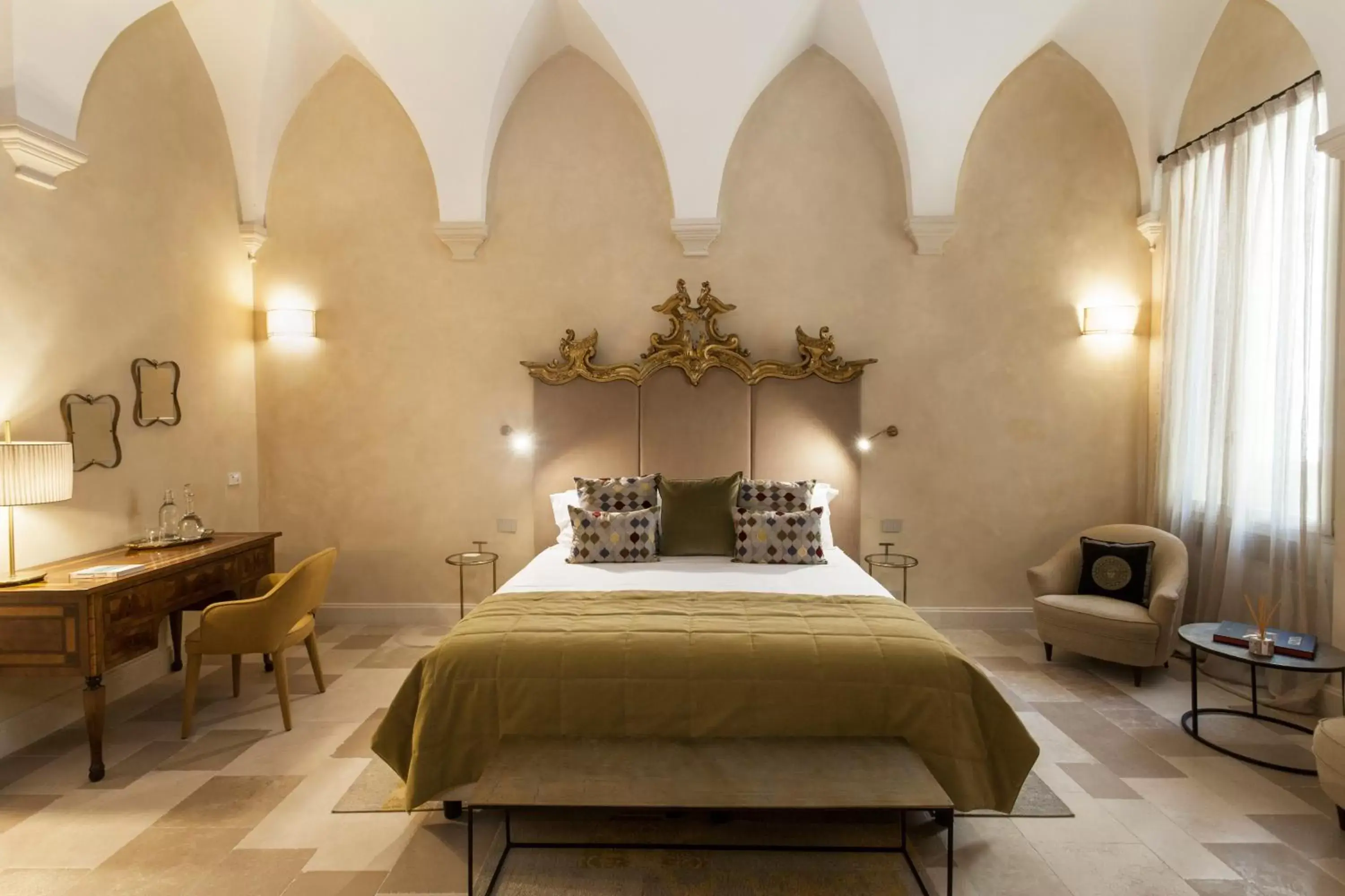 Property building, Bed in Palazzo Maresgallo Suites & SPA