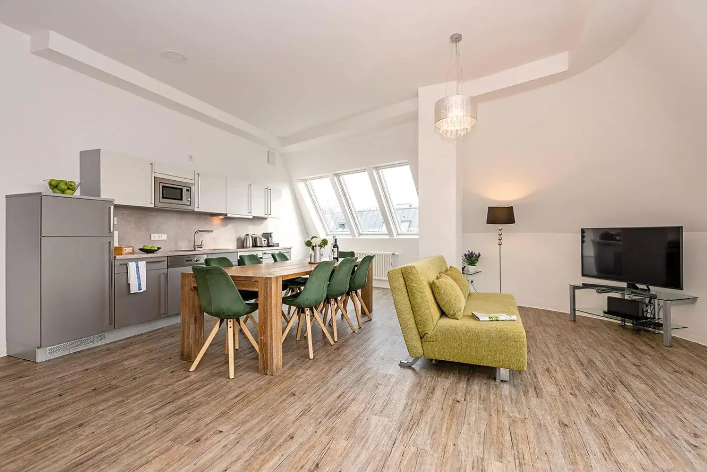 TV and multimedia, Seating Area in Apartments Rosenthal Residence