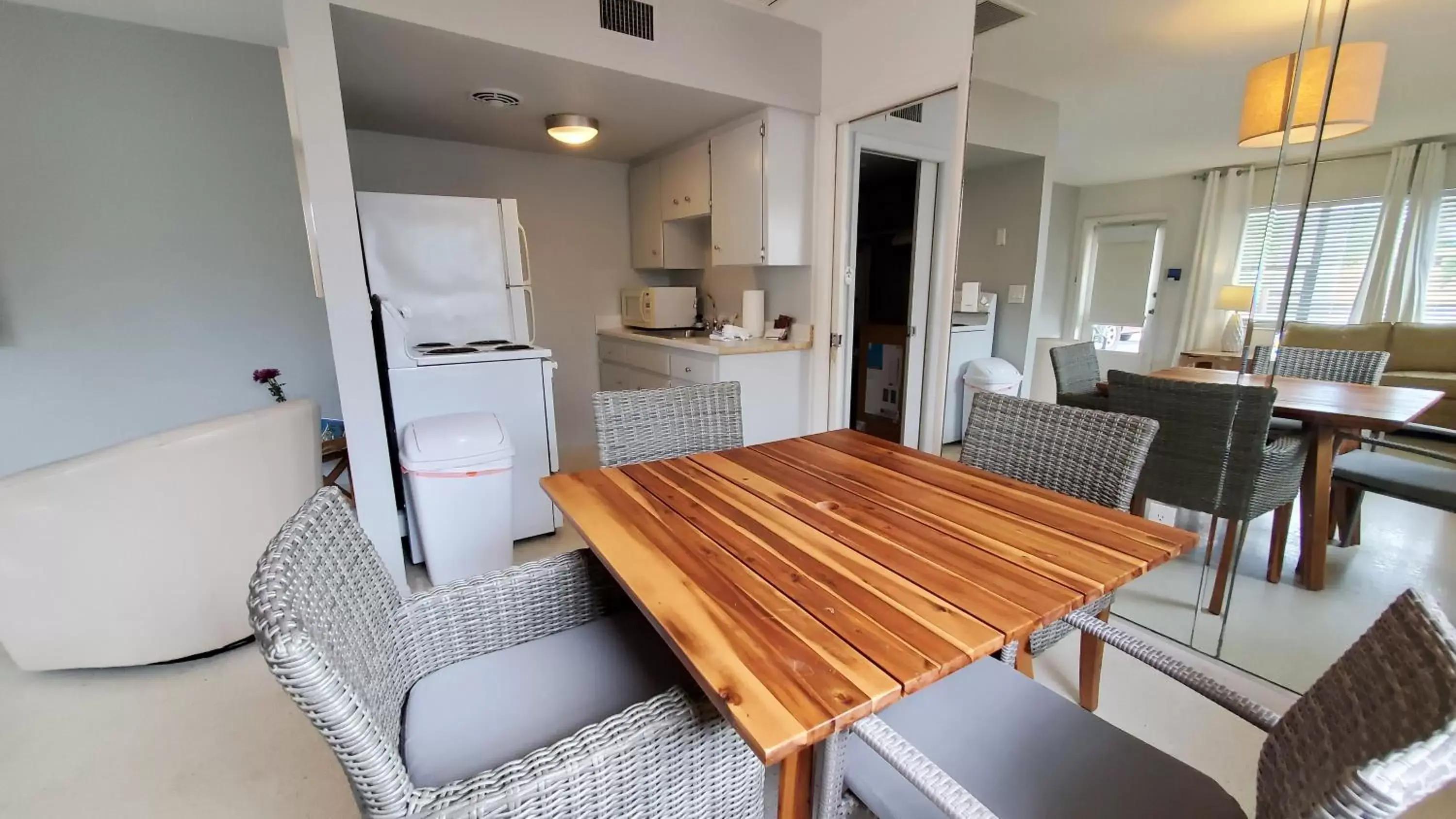 Kitchen or kitchenette, Dining Area in Casey Key Resort - Gulf Shores