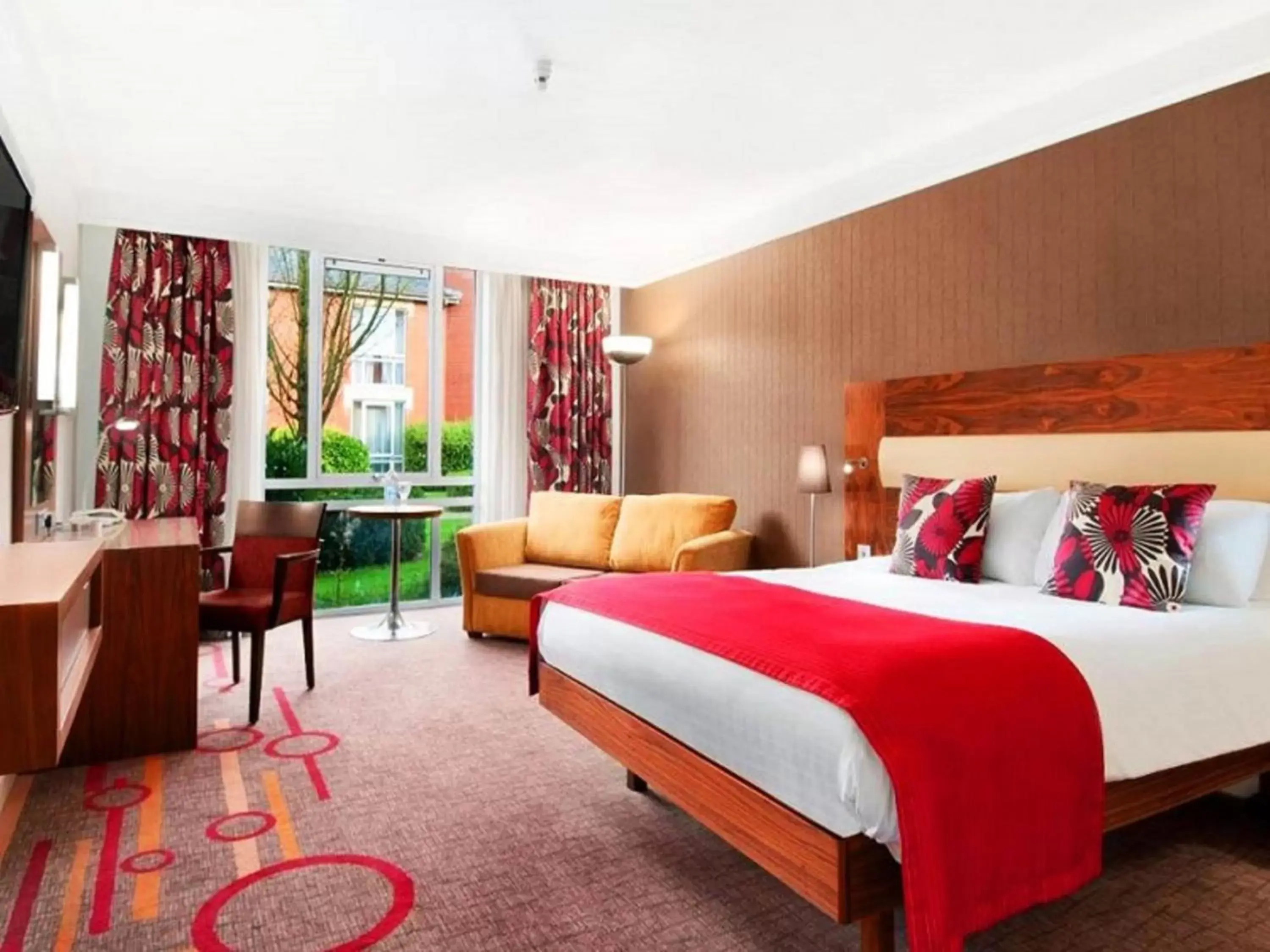 Bedroom in Bromsgrove Hotel and Spa
