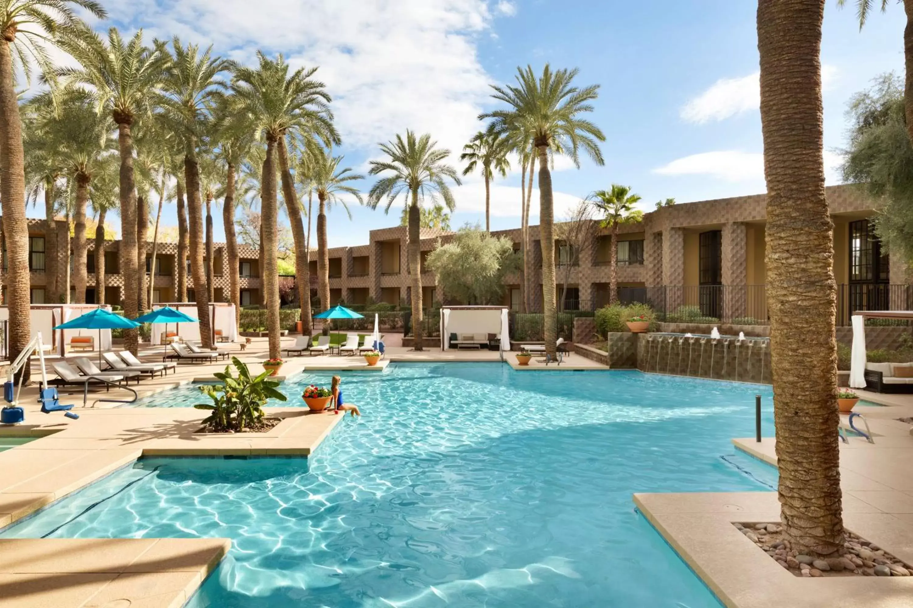 Property building, Swimming Pool in DoubleTree by Hilton Paradise Valley Resort Scottsdale