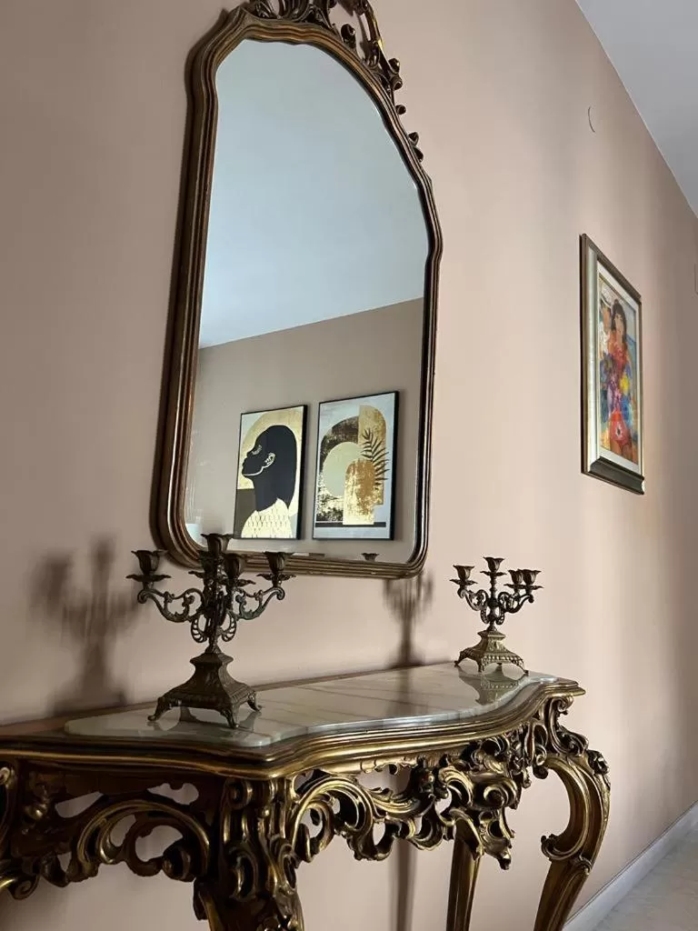 Decorative detail in TIZIANA'S HOUSE