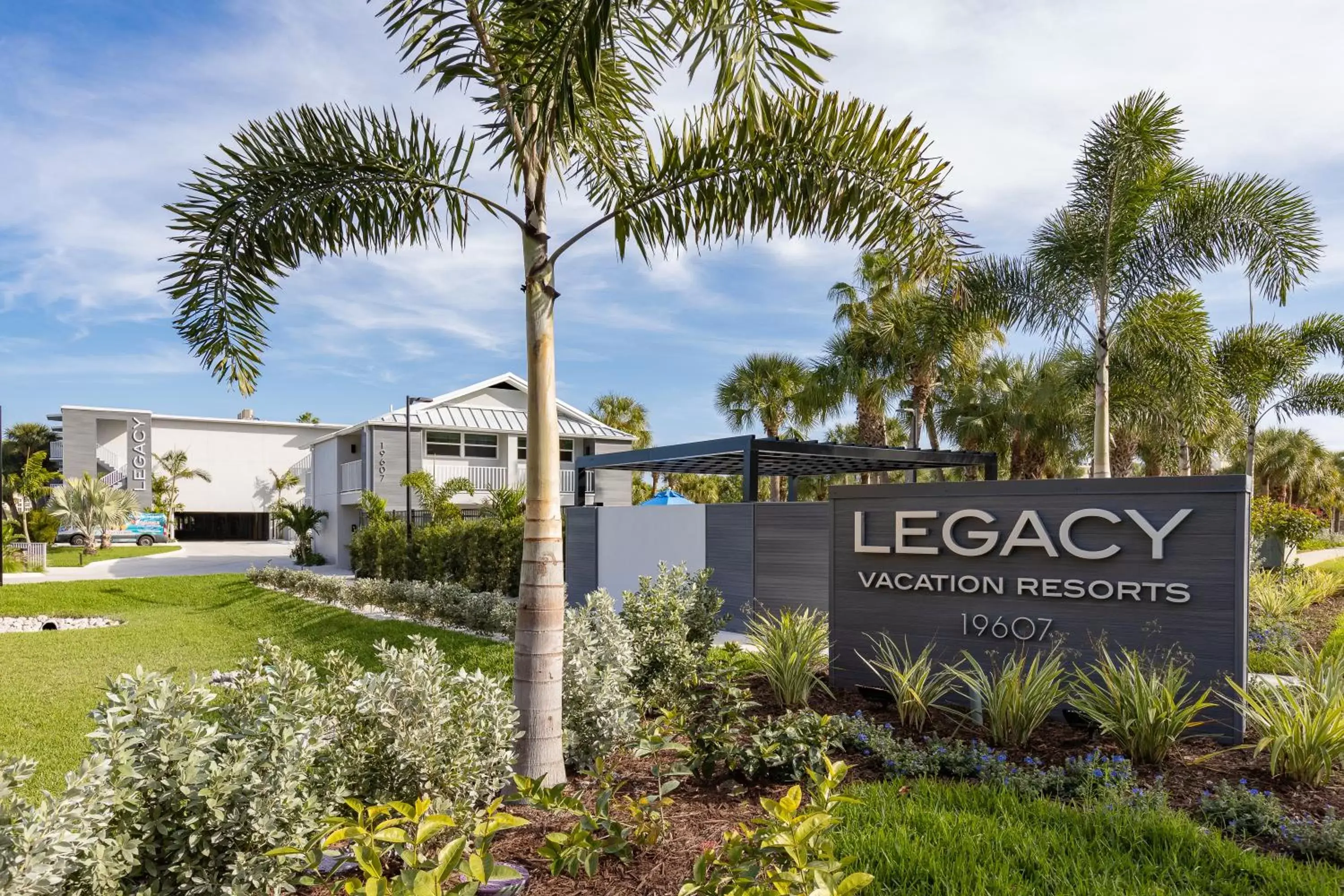 Property Building in Legacy Vacation Resorts-Indian Shores