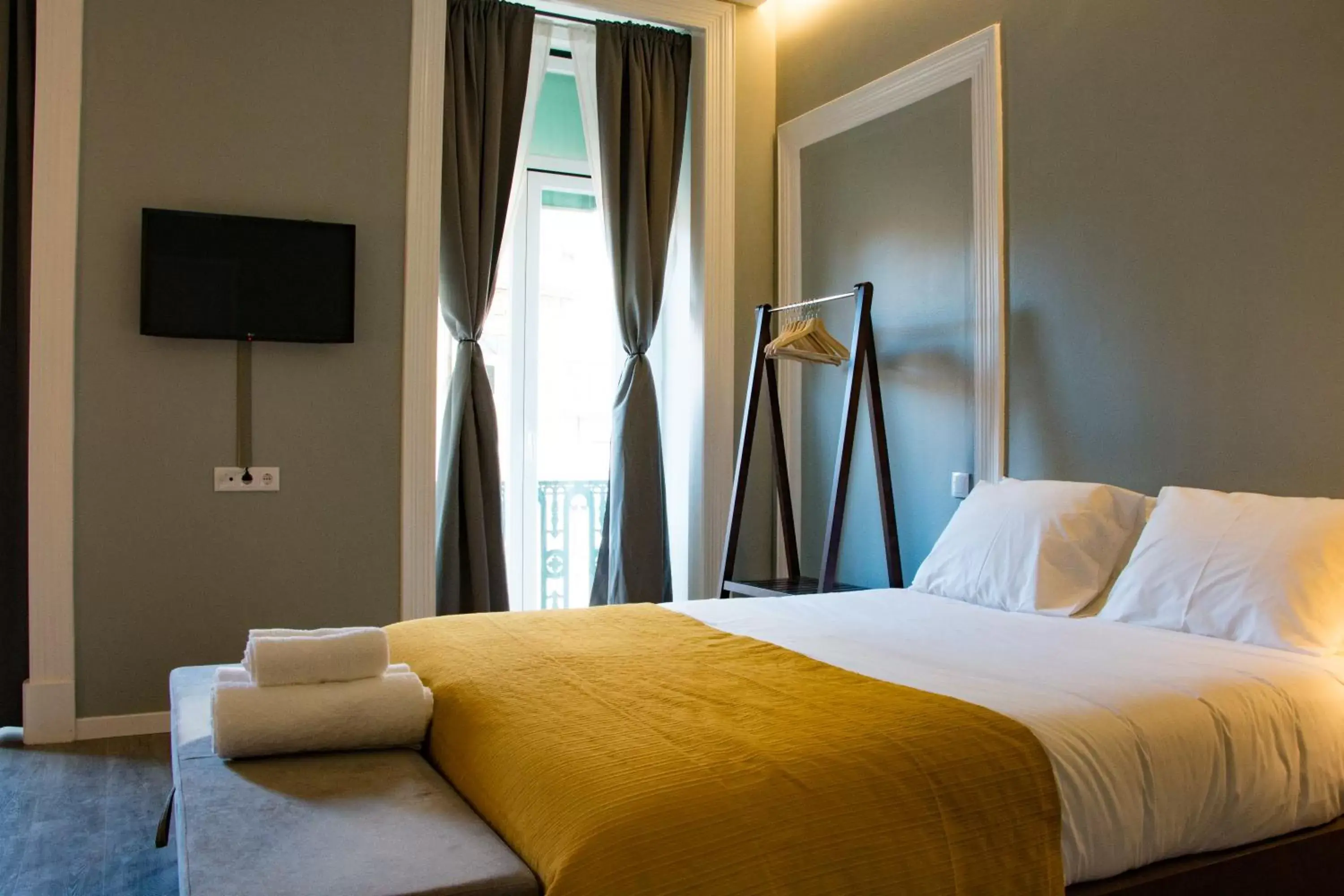 Bed in The Hygge Lisbon Suites - Estrela