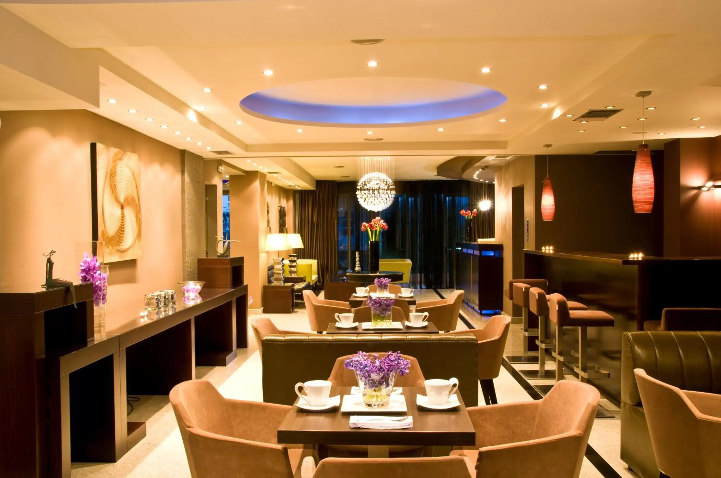 Communal lounge/ TV room, Restaurant/Places to Eat in Flisvos Hotel Nafpaktos