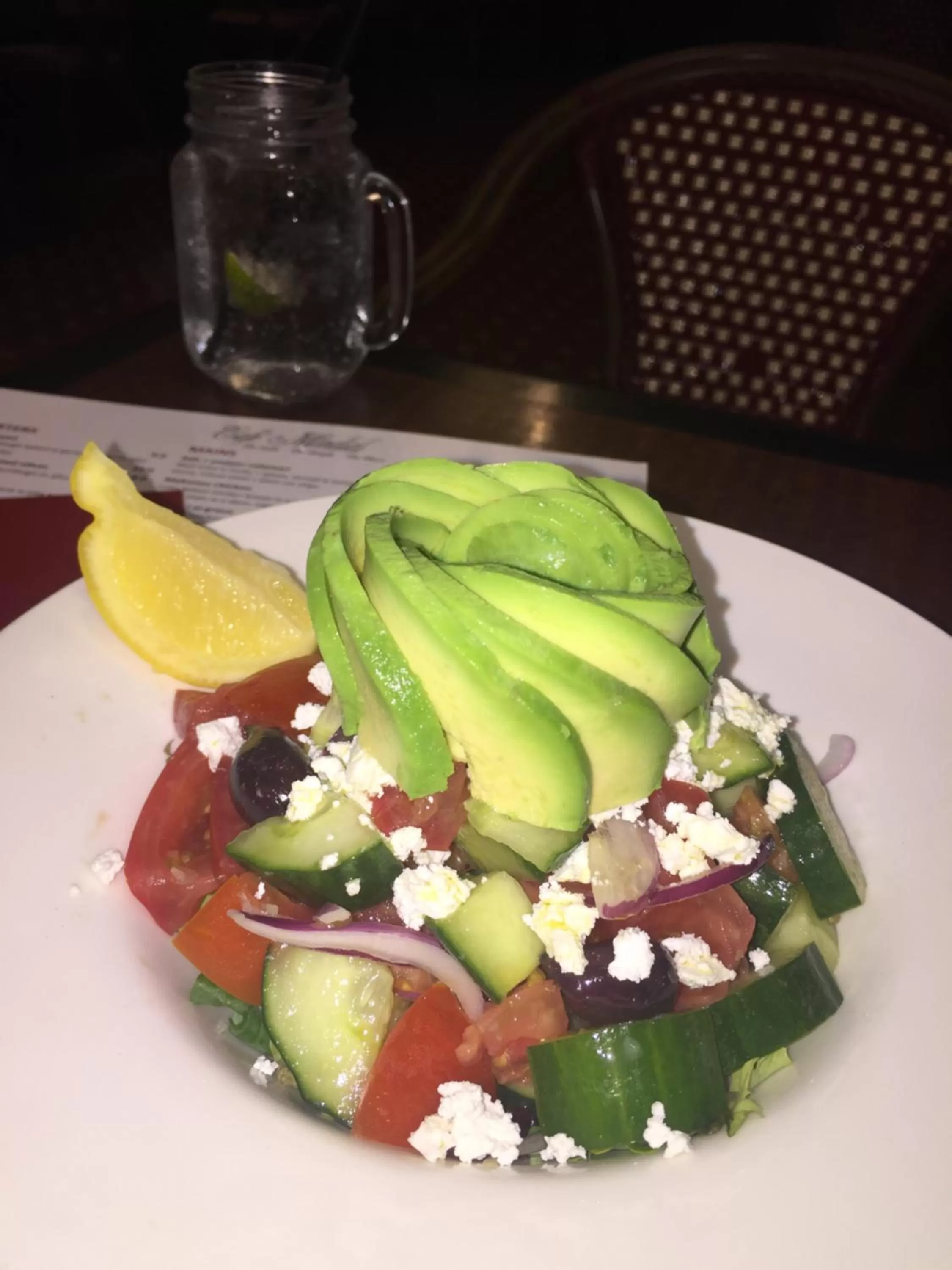 Food and drinks in Royal Albert Hotel