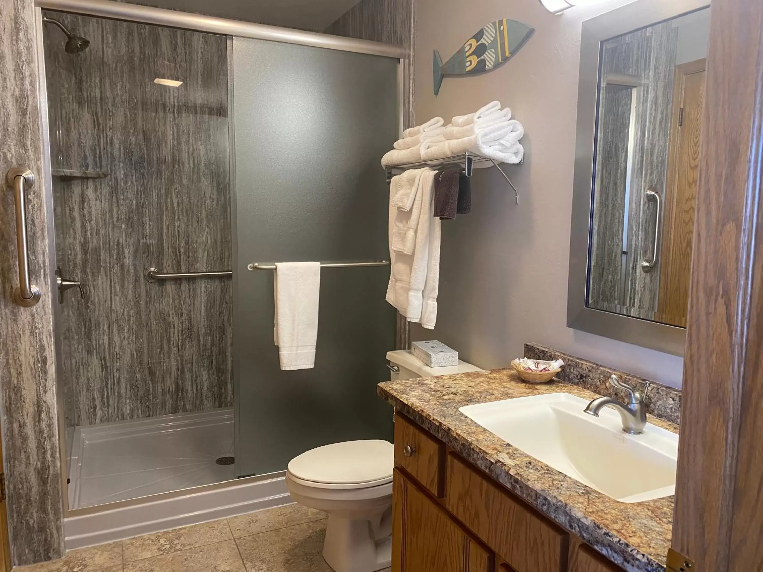 Shower, Bathroom in Westwood Shores Waterfront Resort