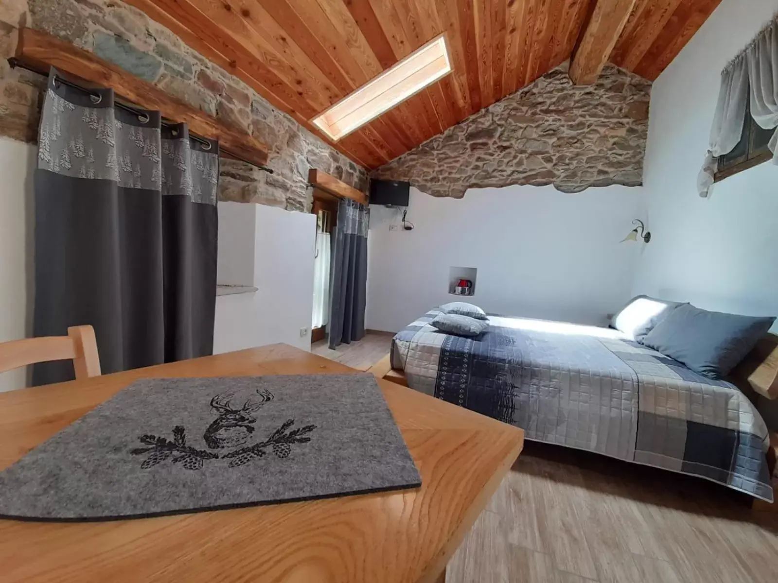 Bed in Bed & Breakfast La Crotta