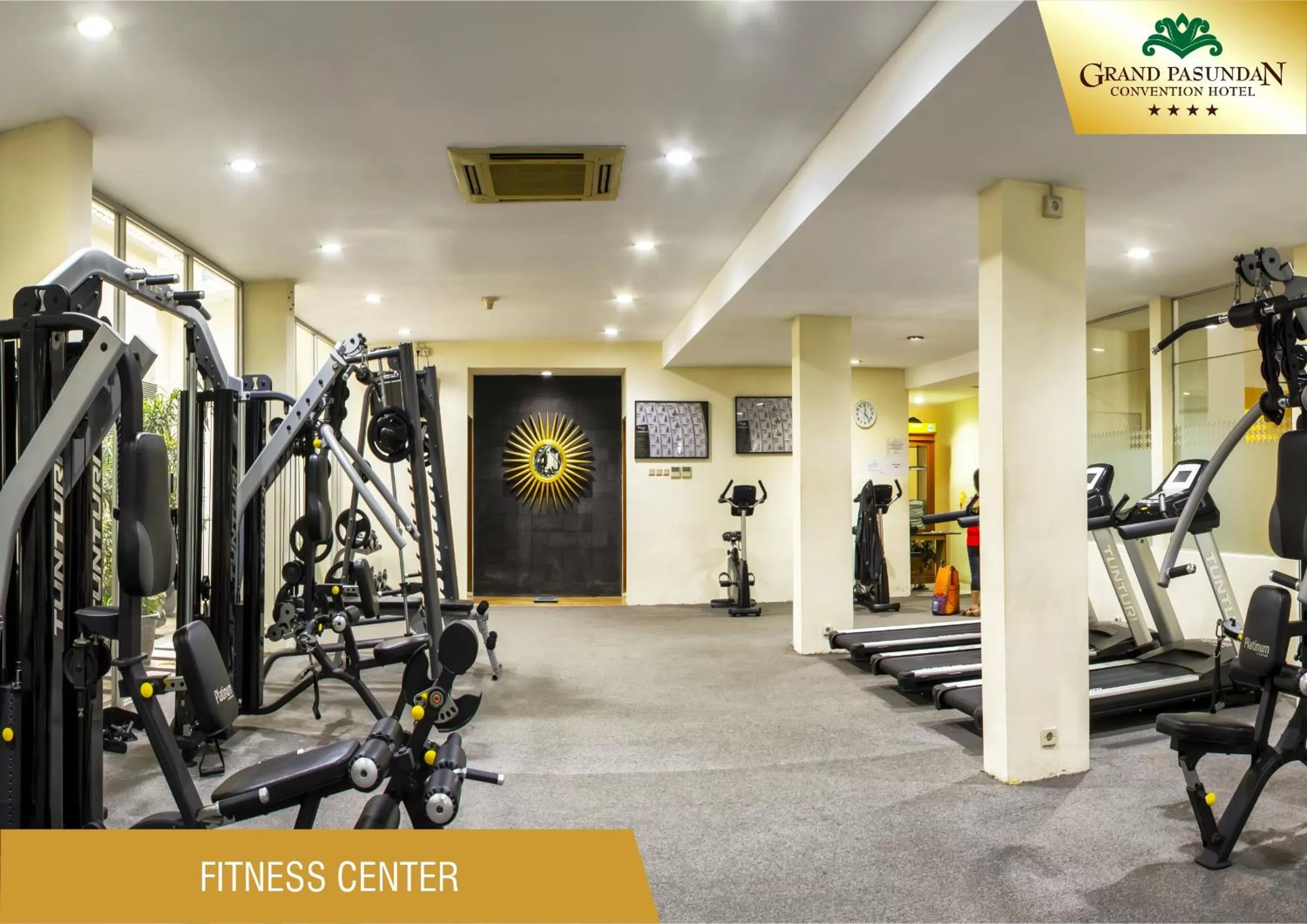 Fitness centre/facilities in Grand Pasundan Convention Hotel