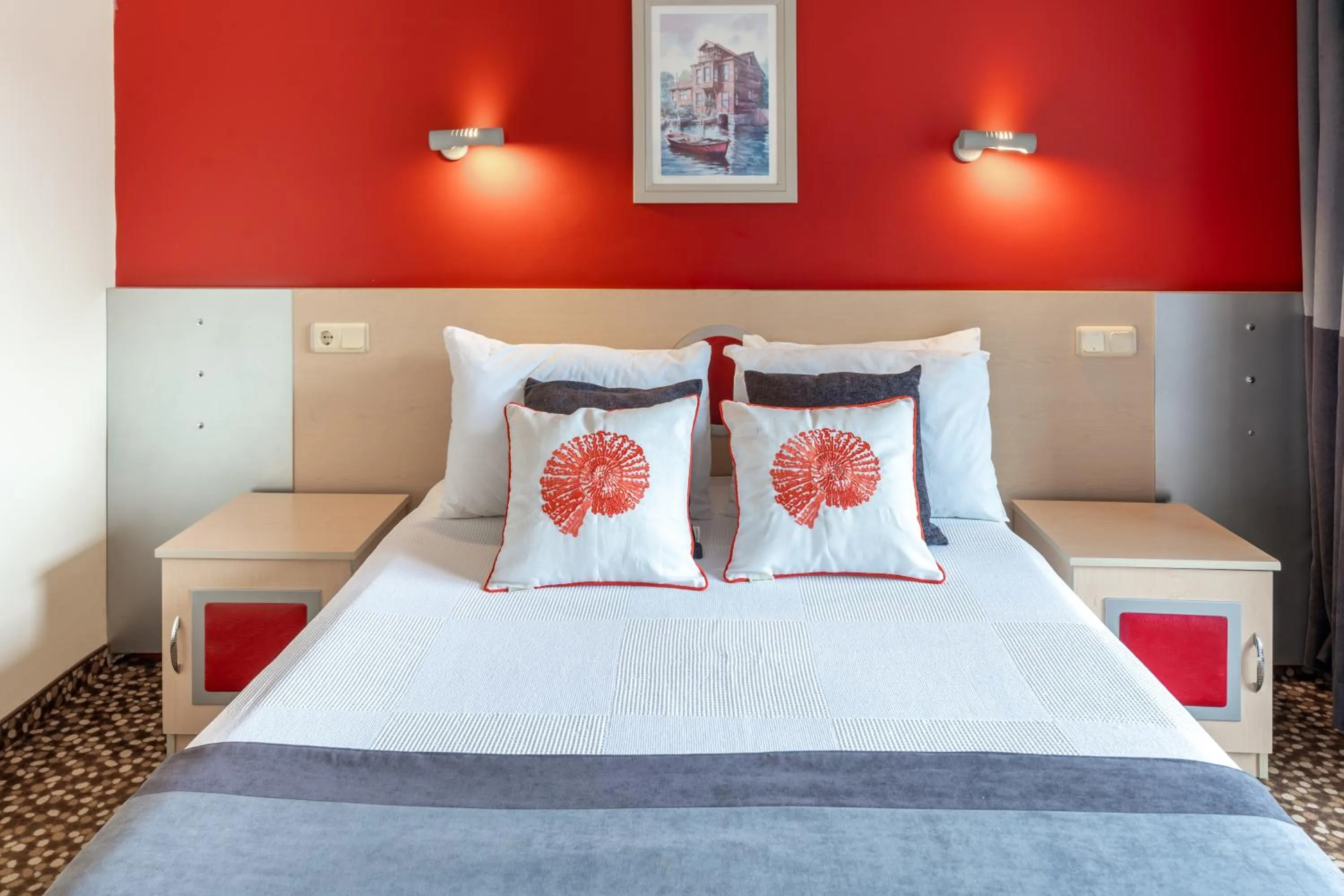 Bed in Grand Viking Hotel