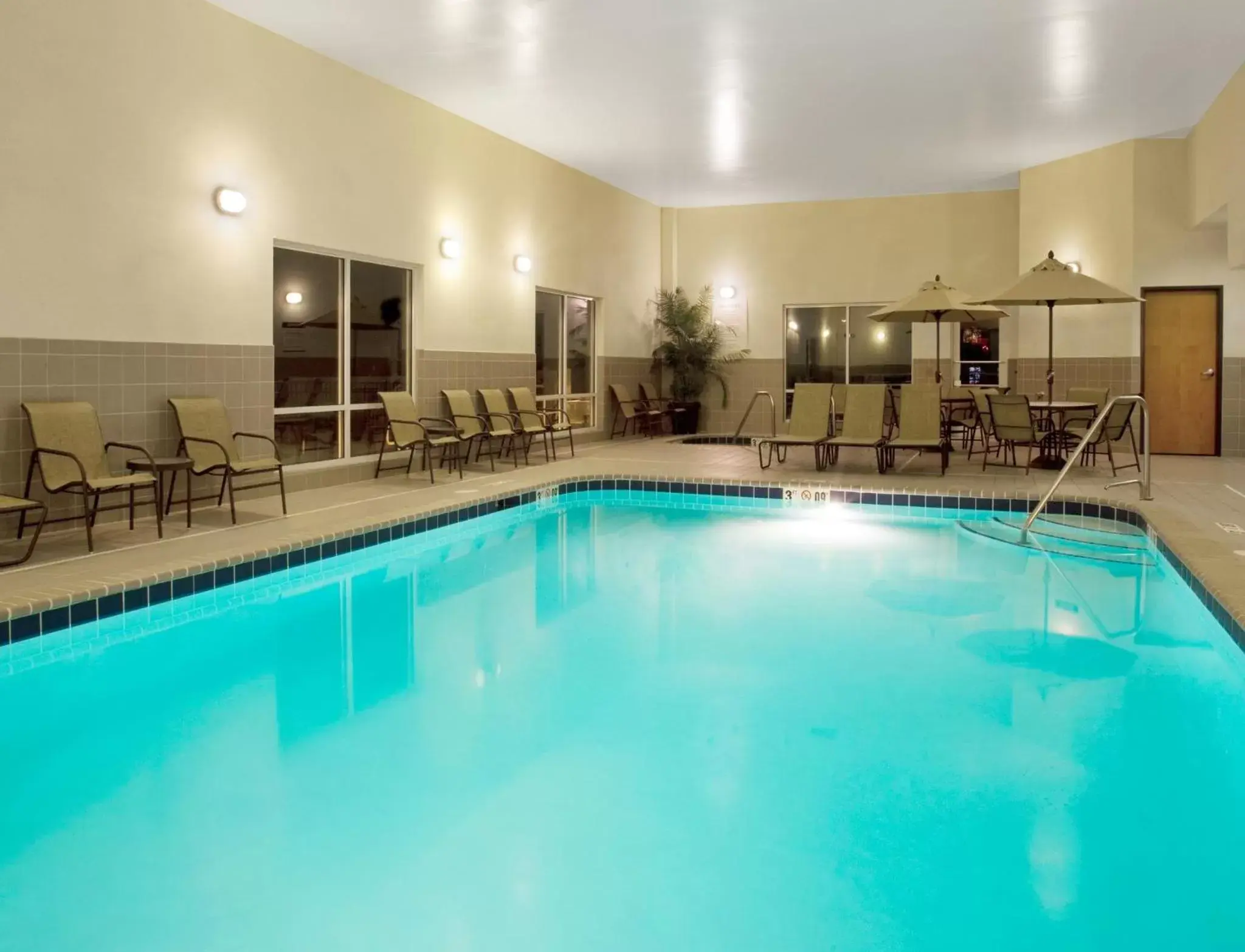 Swimming Pool in Holiday Inn Express Hotel & Suites Lake Zurich-Barrington, an IHG Hotel
