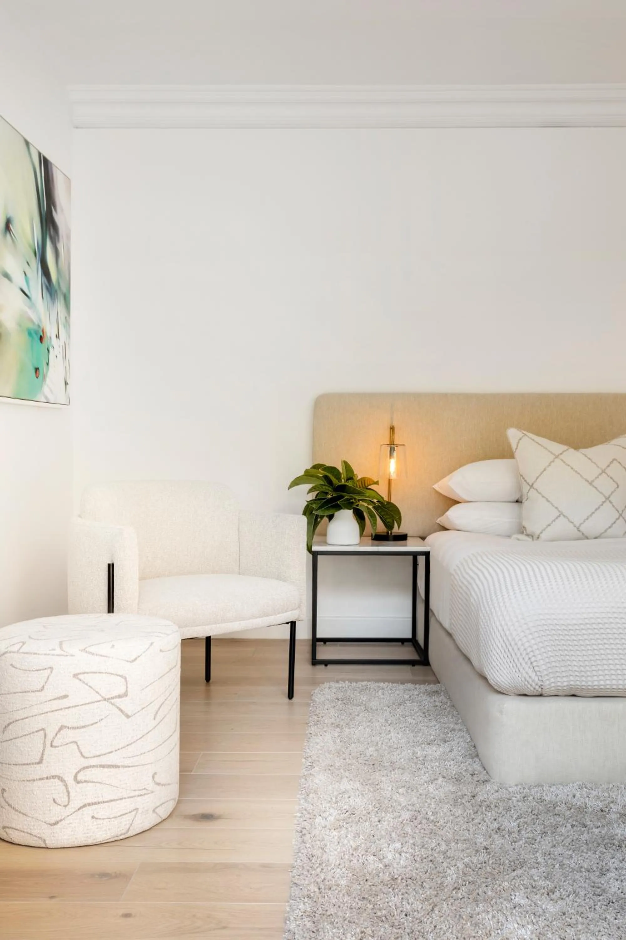 Bed in The Clarendon - Fresnaye