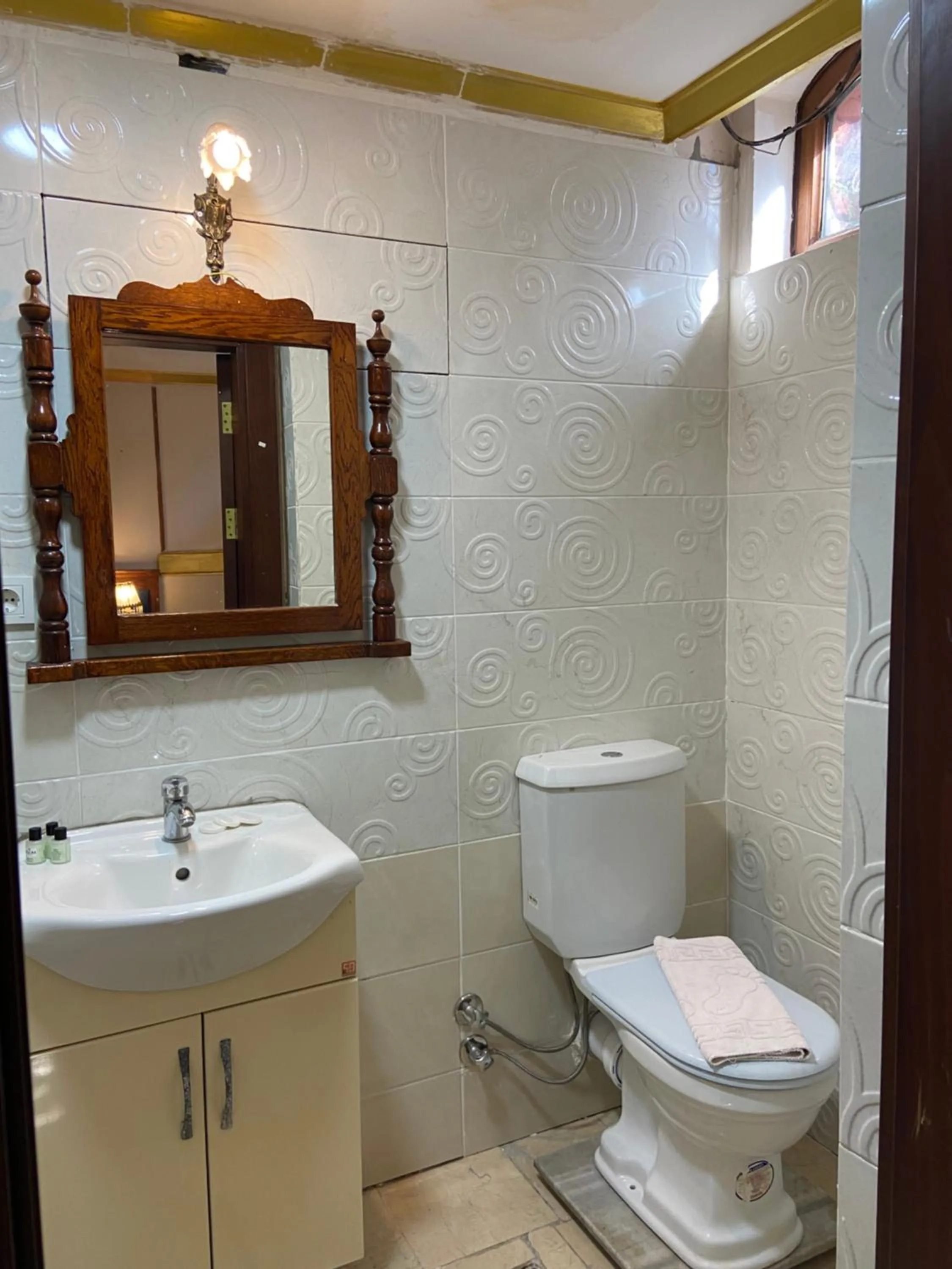 Aruna Boutique Hotel