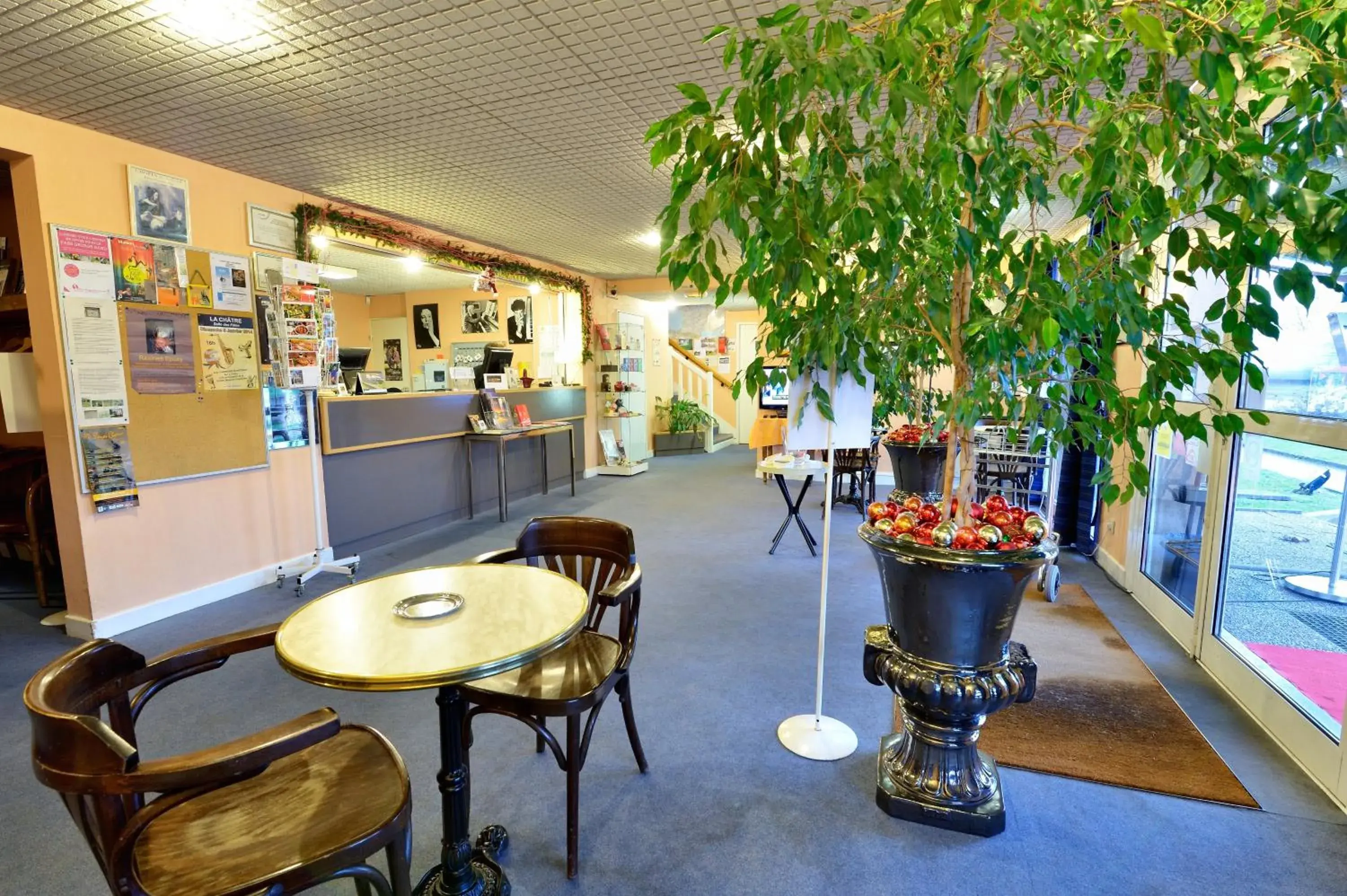 Lobby or reception in Hotel Du Lion D'argent Et Des Tanneries