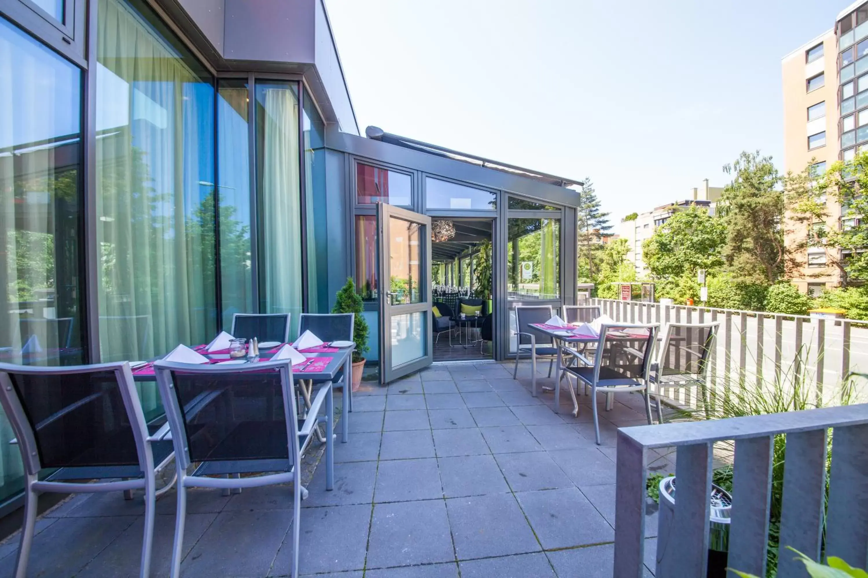 Balcony/Terrace in Novina Hotel Tillypark