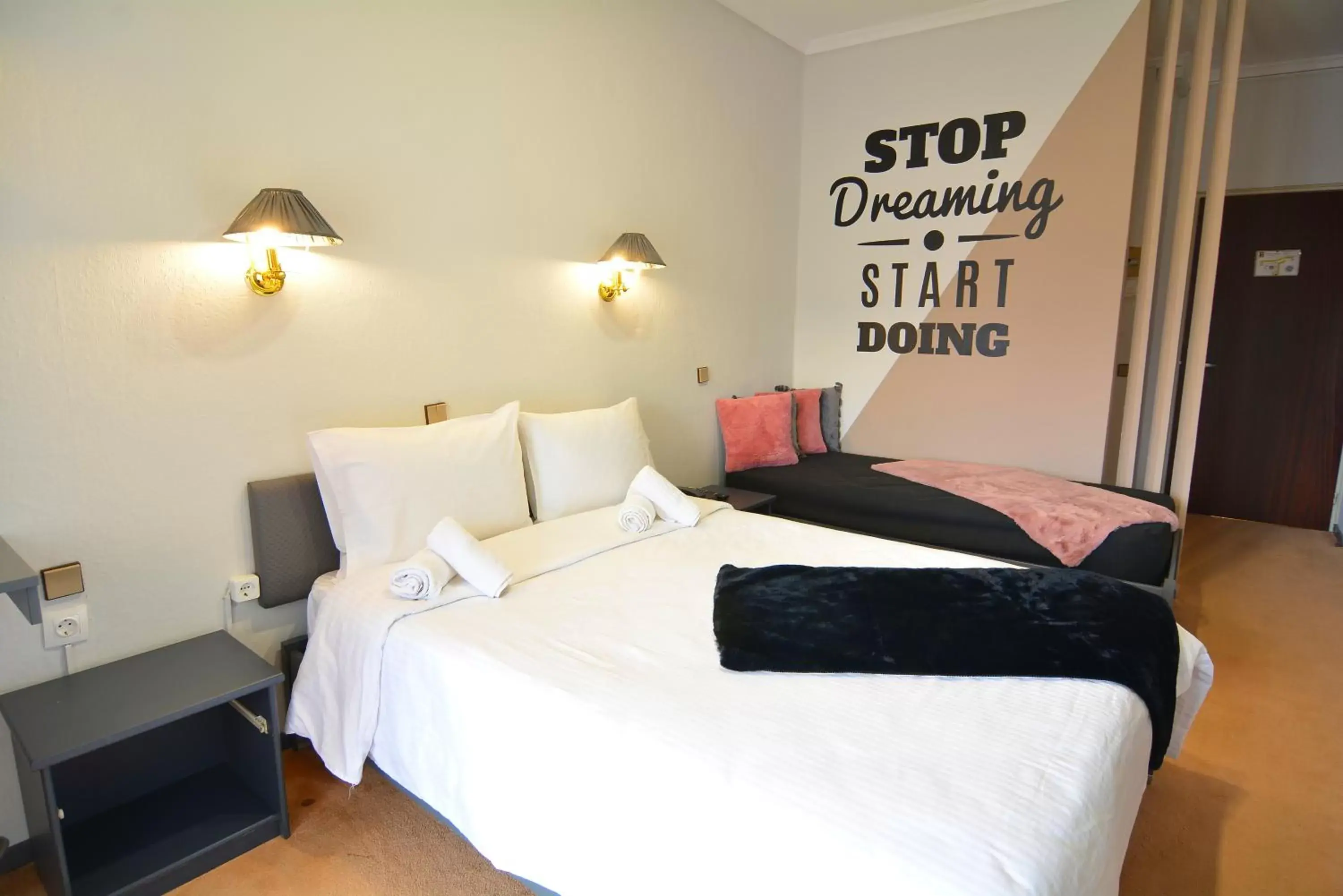 Triple Room in King Alexander Triple Room in King Alexander