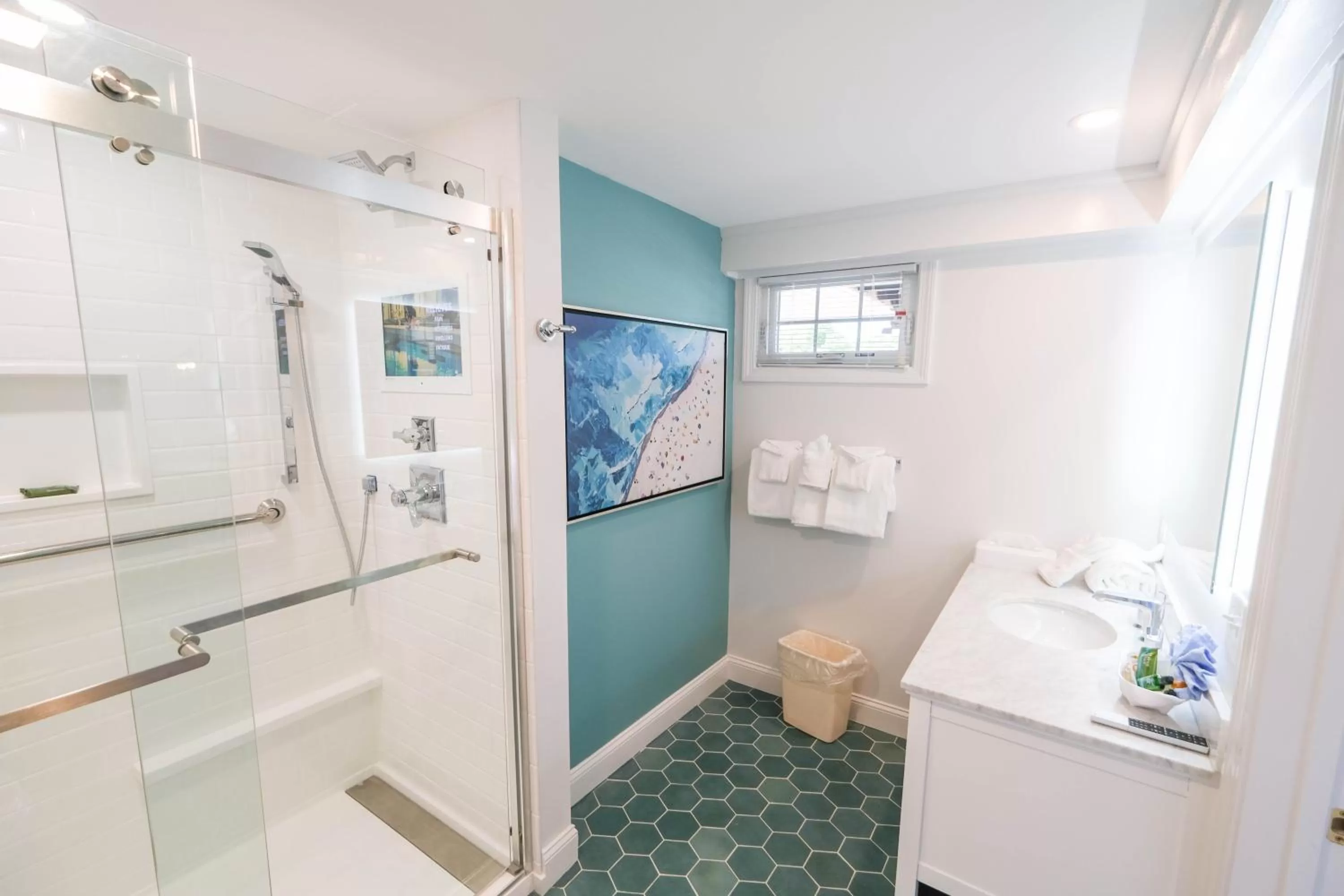 Bathroom in Norseman Resort on the Beach