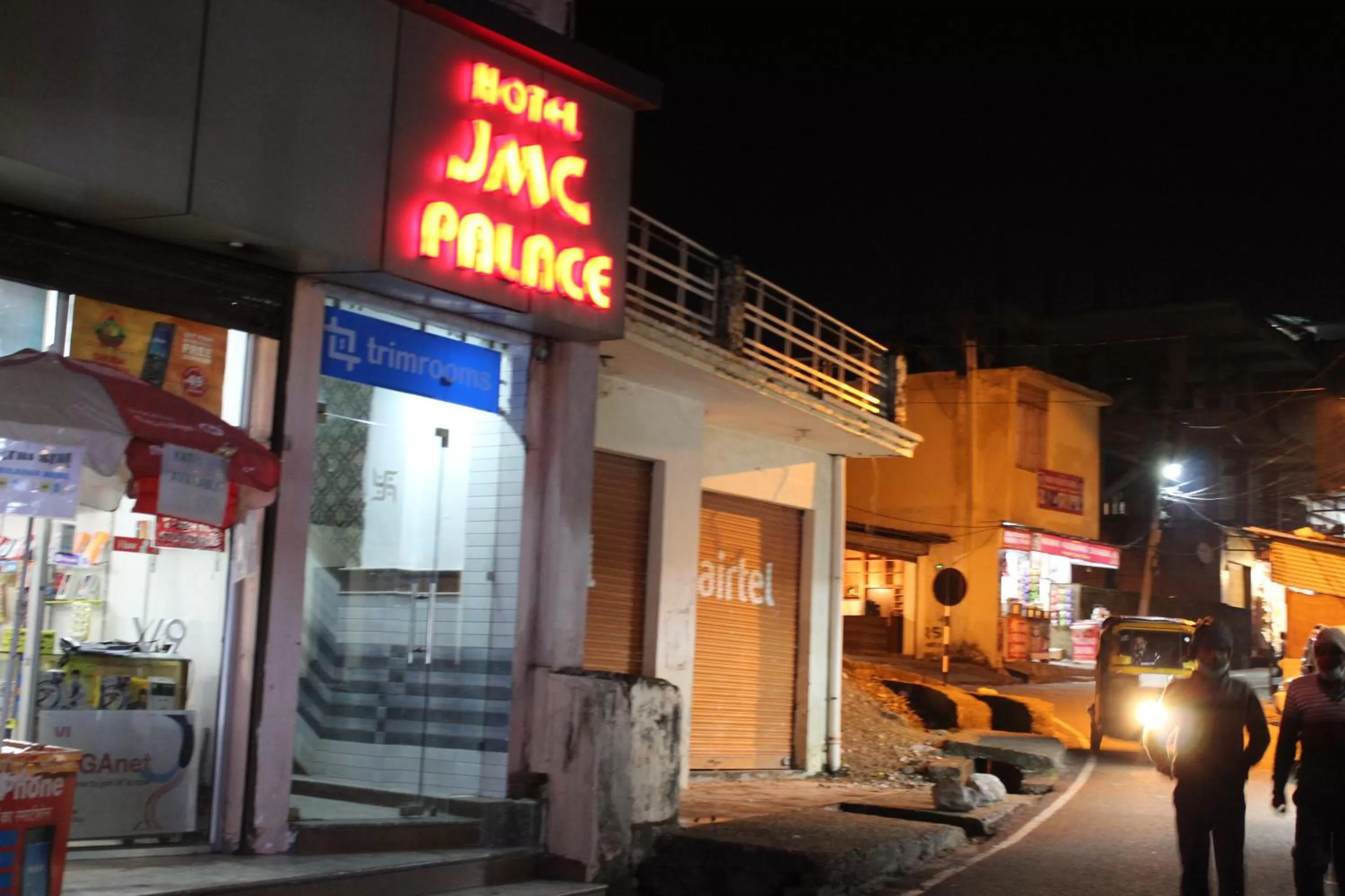 Property building in Trimrooms JMC Katra