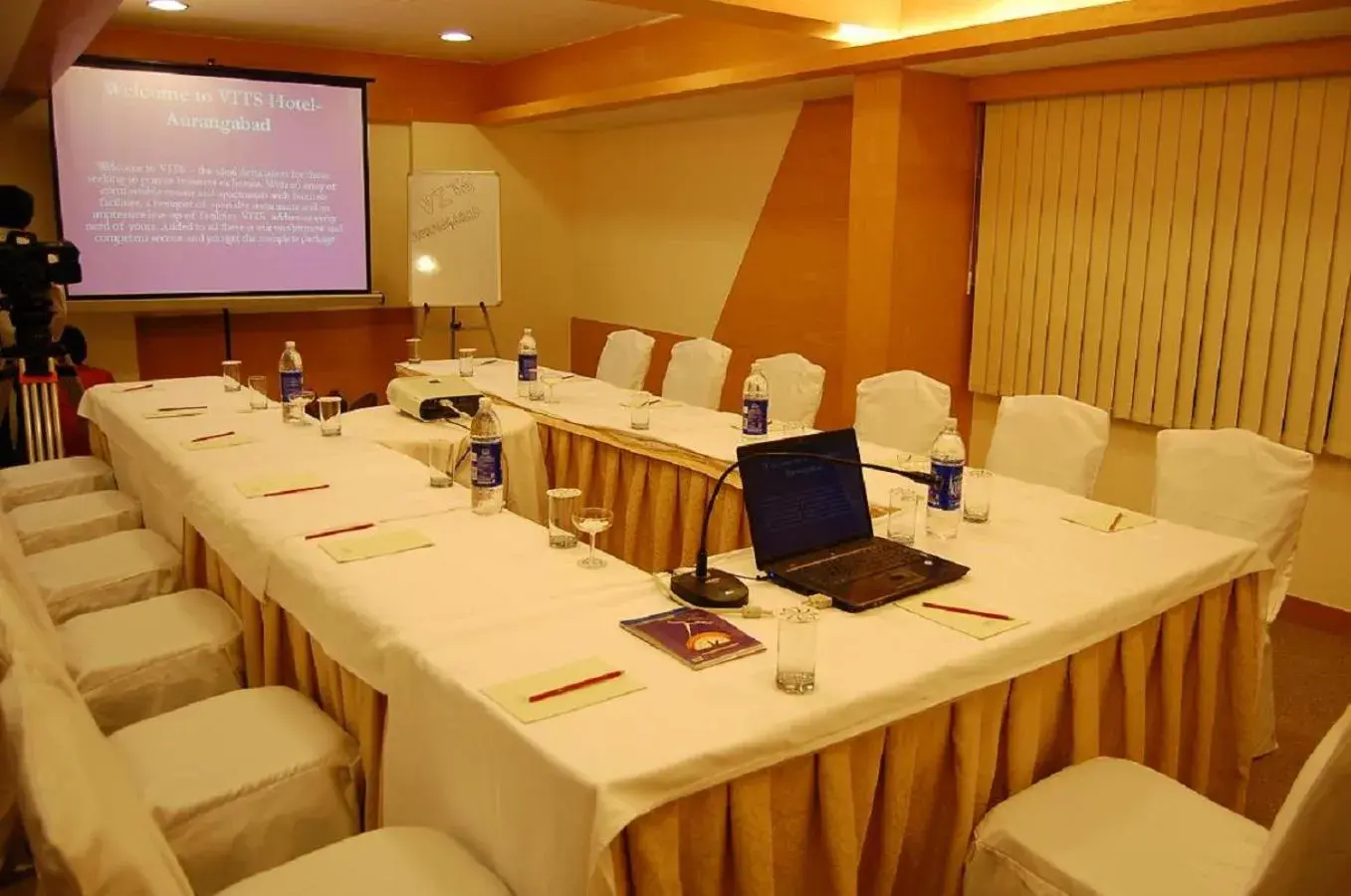 Banquet/Function facilities, Business Area/Conference Room in Hotel Vits Aurangabad