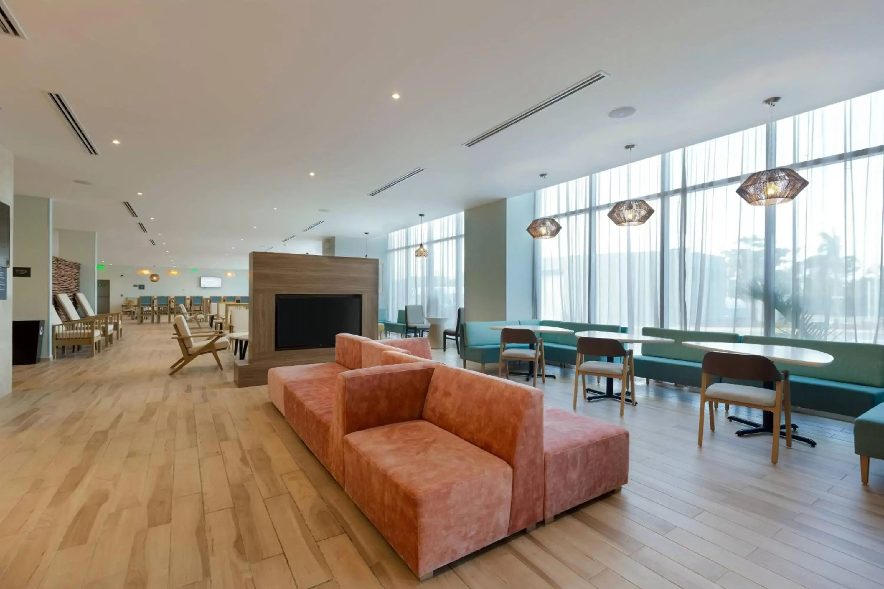 Lobby or reception, Seating Area in Residence Inn by Marriott Cancun Hotel Zone