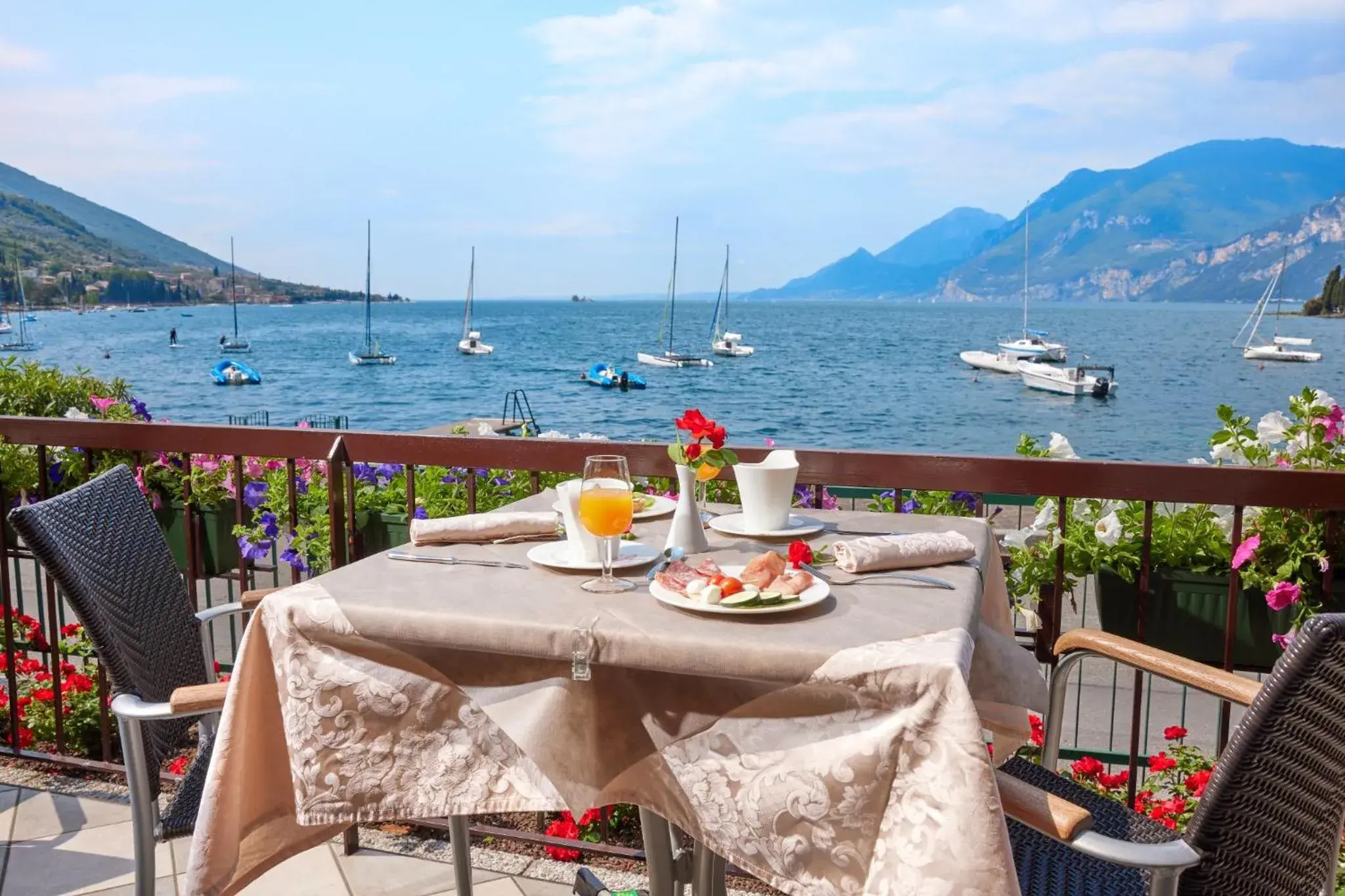 Balcony/Terrace in Beach Hotel Rosa