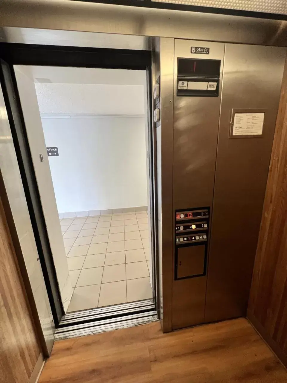 elevator in Motel 6-Council Bluffs, IA - Omaha East