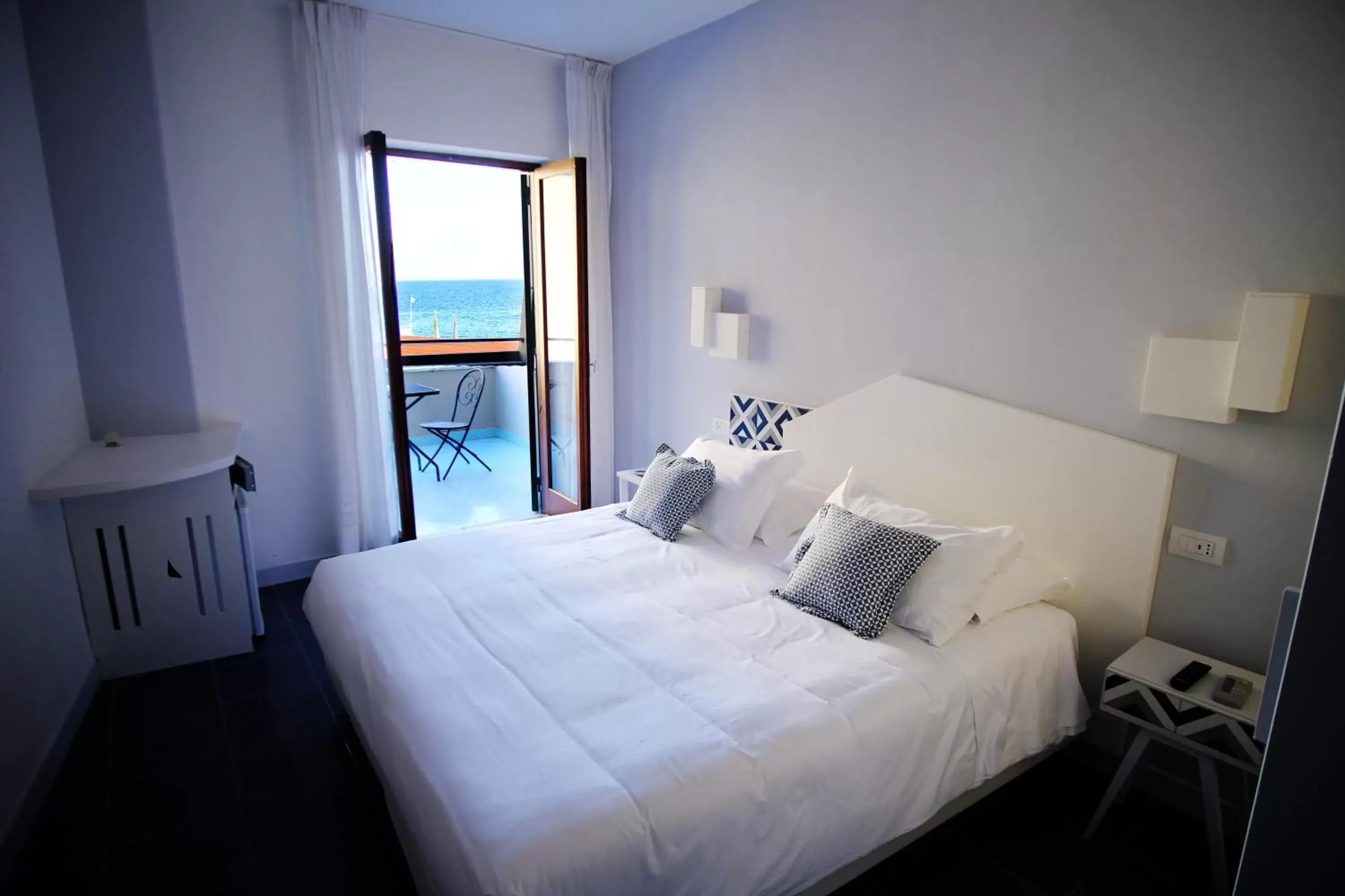 Bed in Hotel Baia Di Puolo
