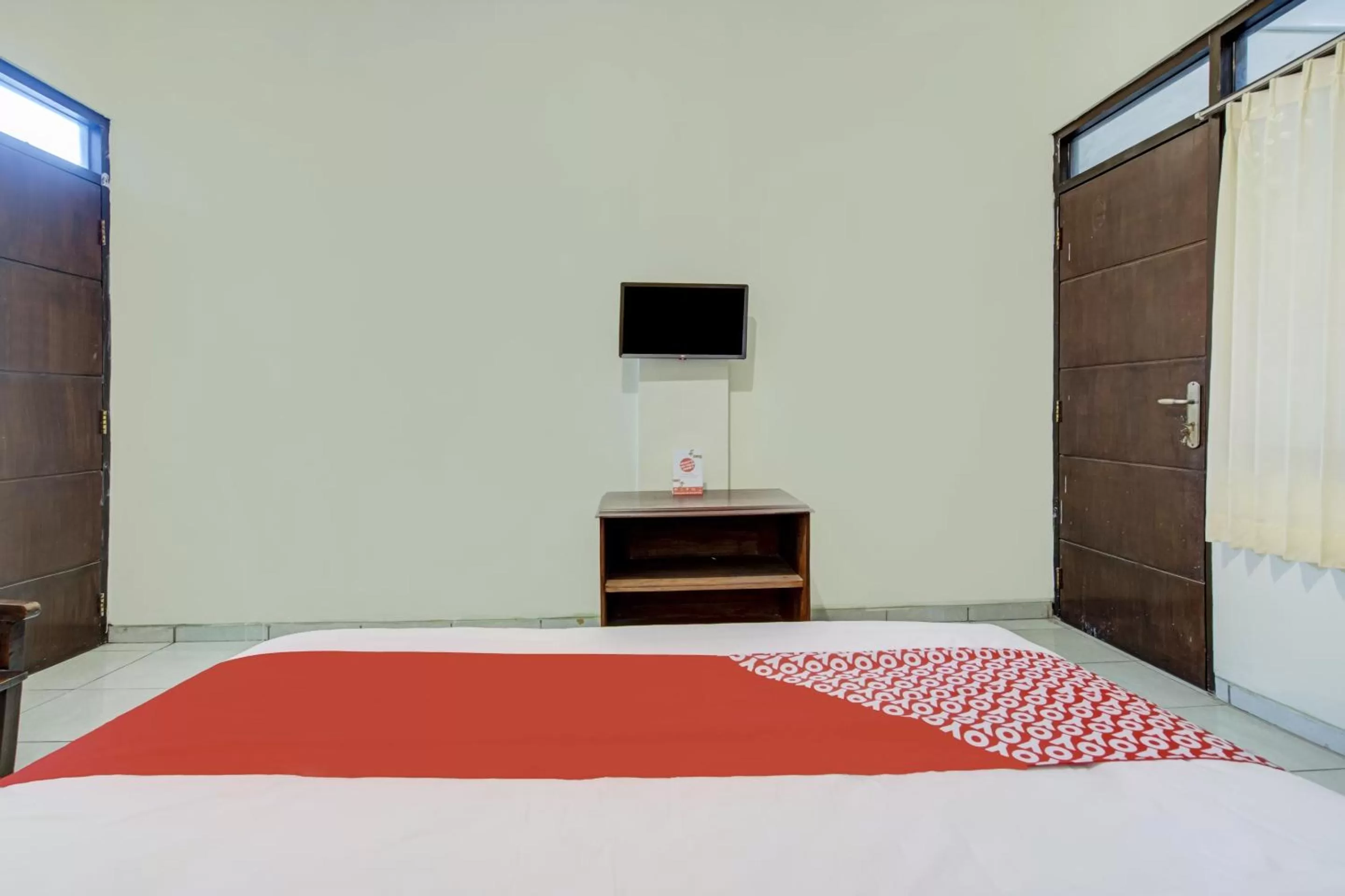 Bedroom, Bed in OYO 3862 Syariah Hotel Pandan Wangi