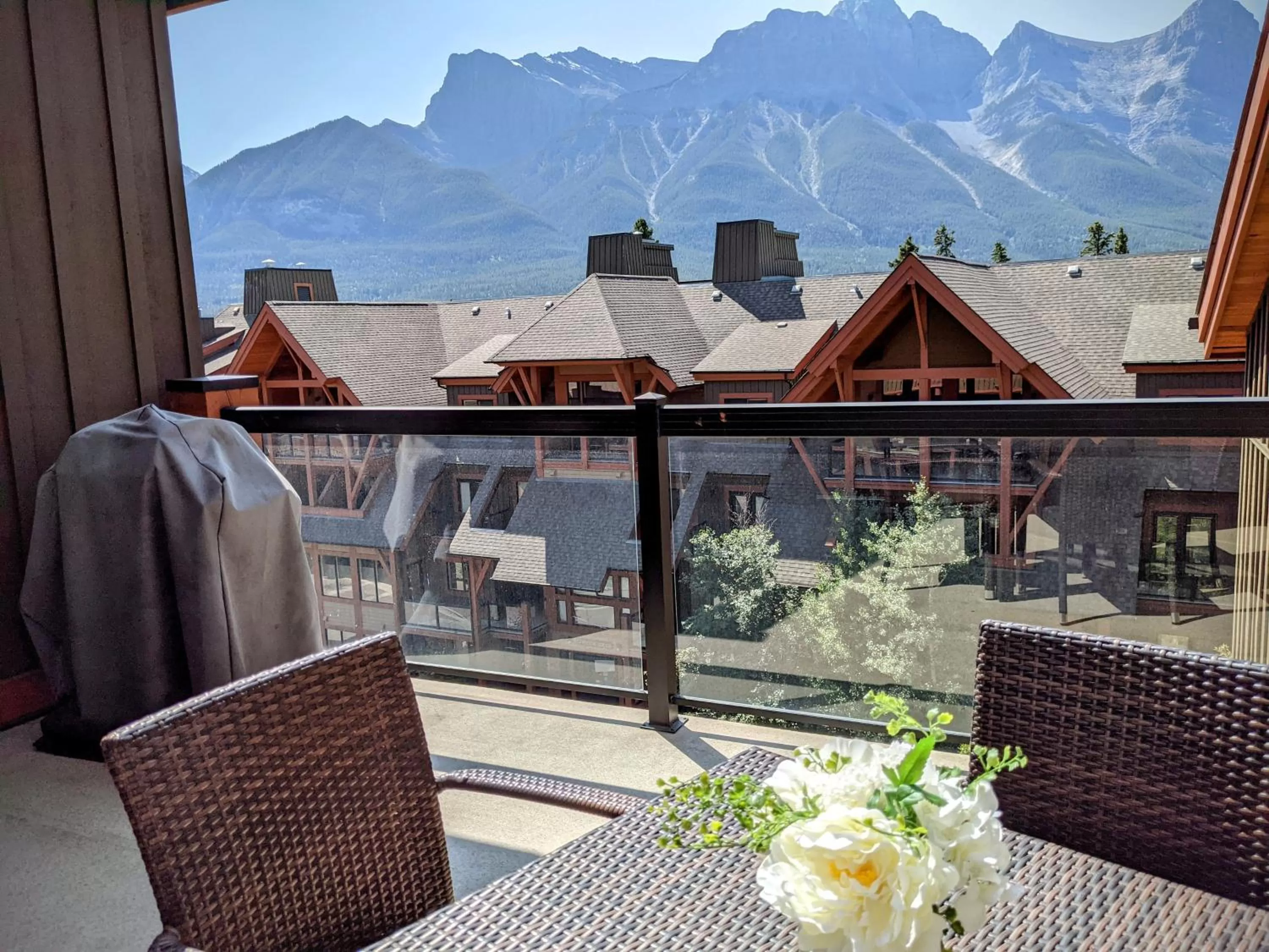 Mountain View in Spectacular Penthouse With Amazing Views, Indoor Pool and Hot tub