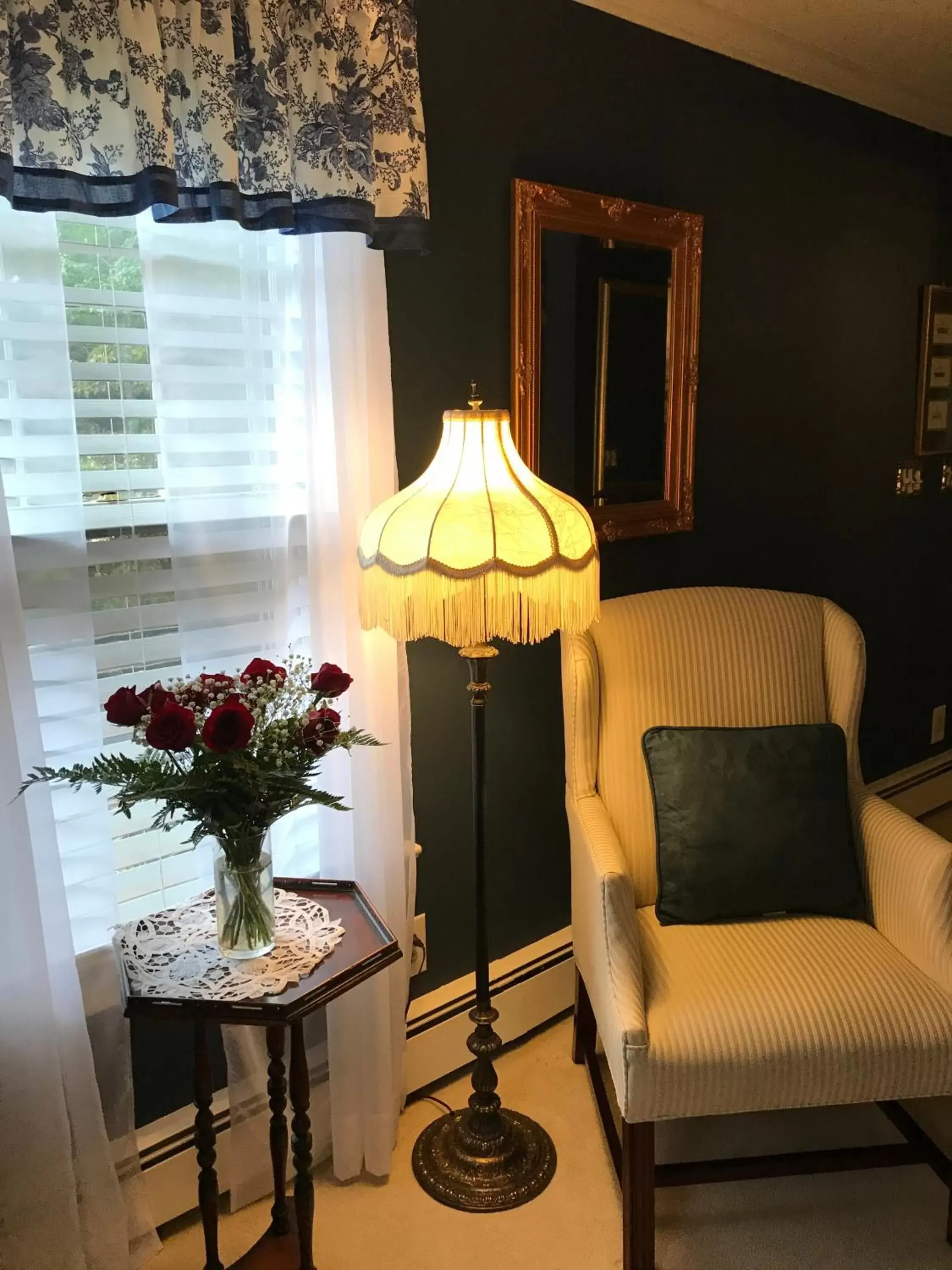 Seating Area in A Williamsburg White House Inn