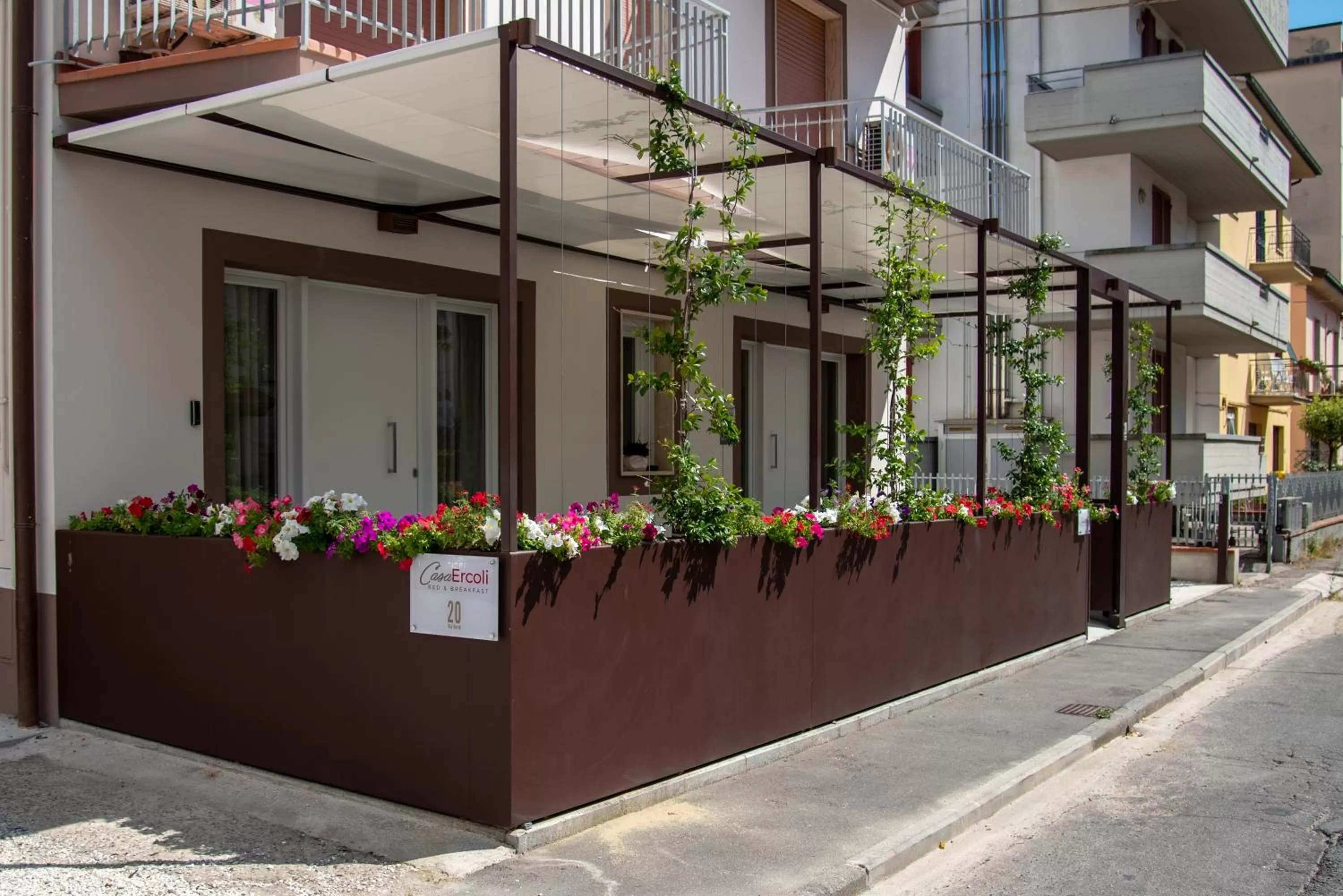 Facade/entrance in Casa Ercoli B&B