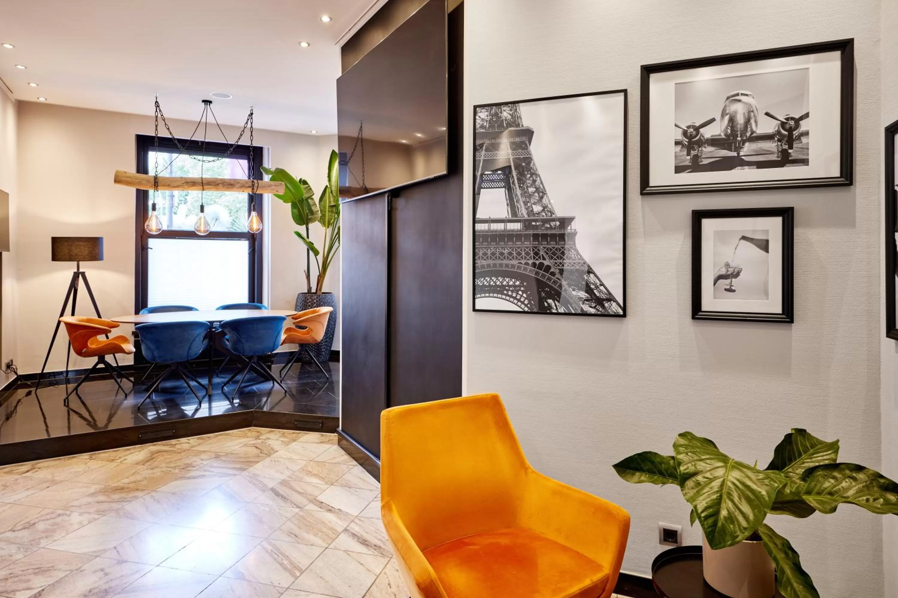 Property building in Mercure Hotel Düsseldorf City Center