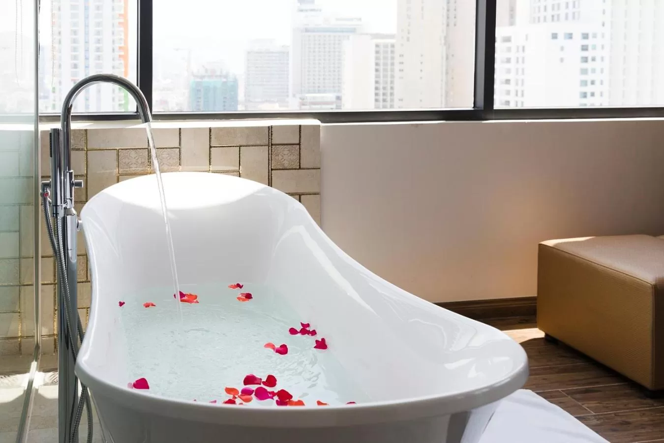 Shower in V Hotel Nha Trang