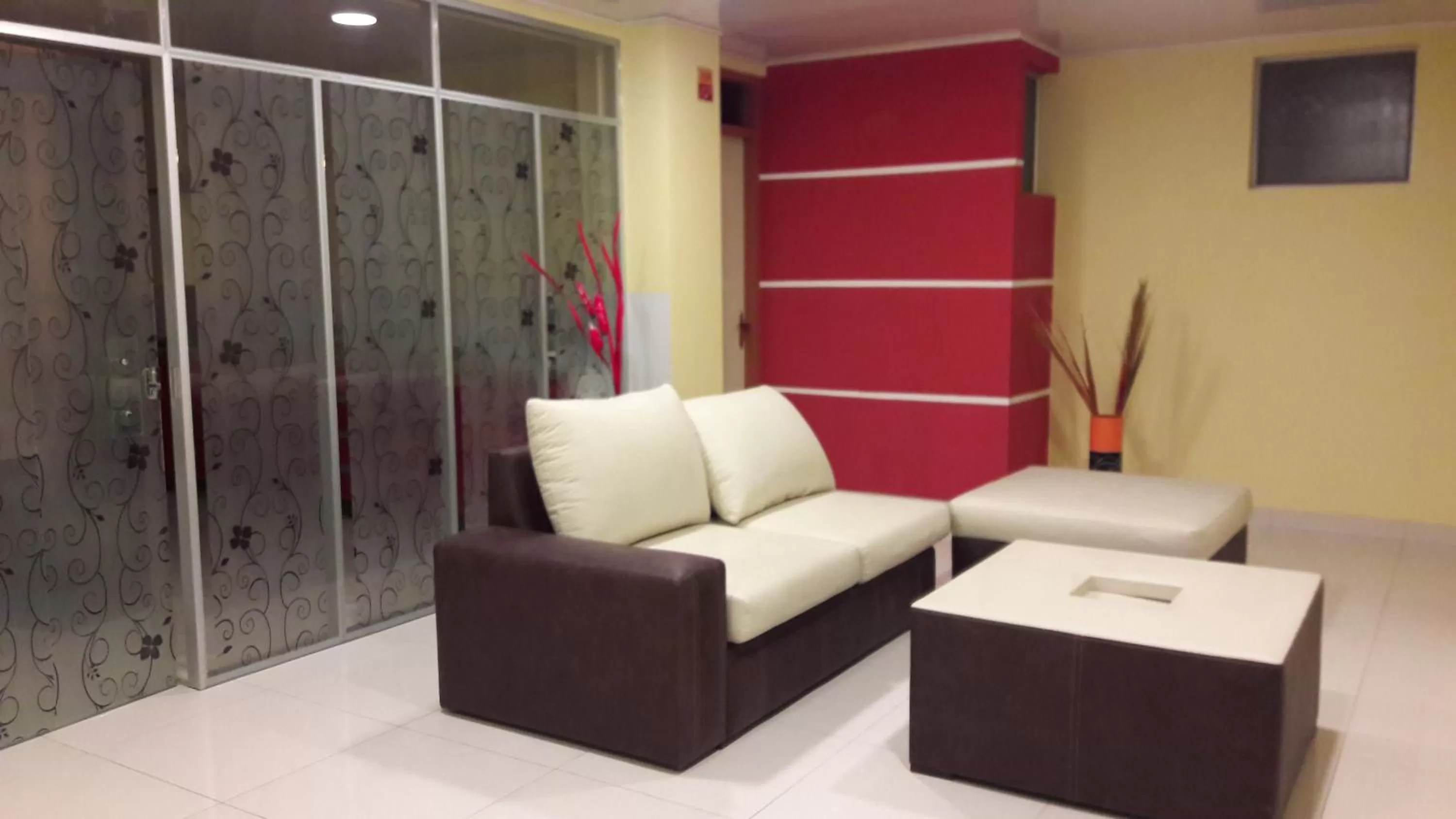 Decorative detail in Apart Serma Hotel