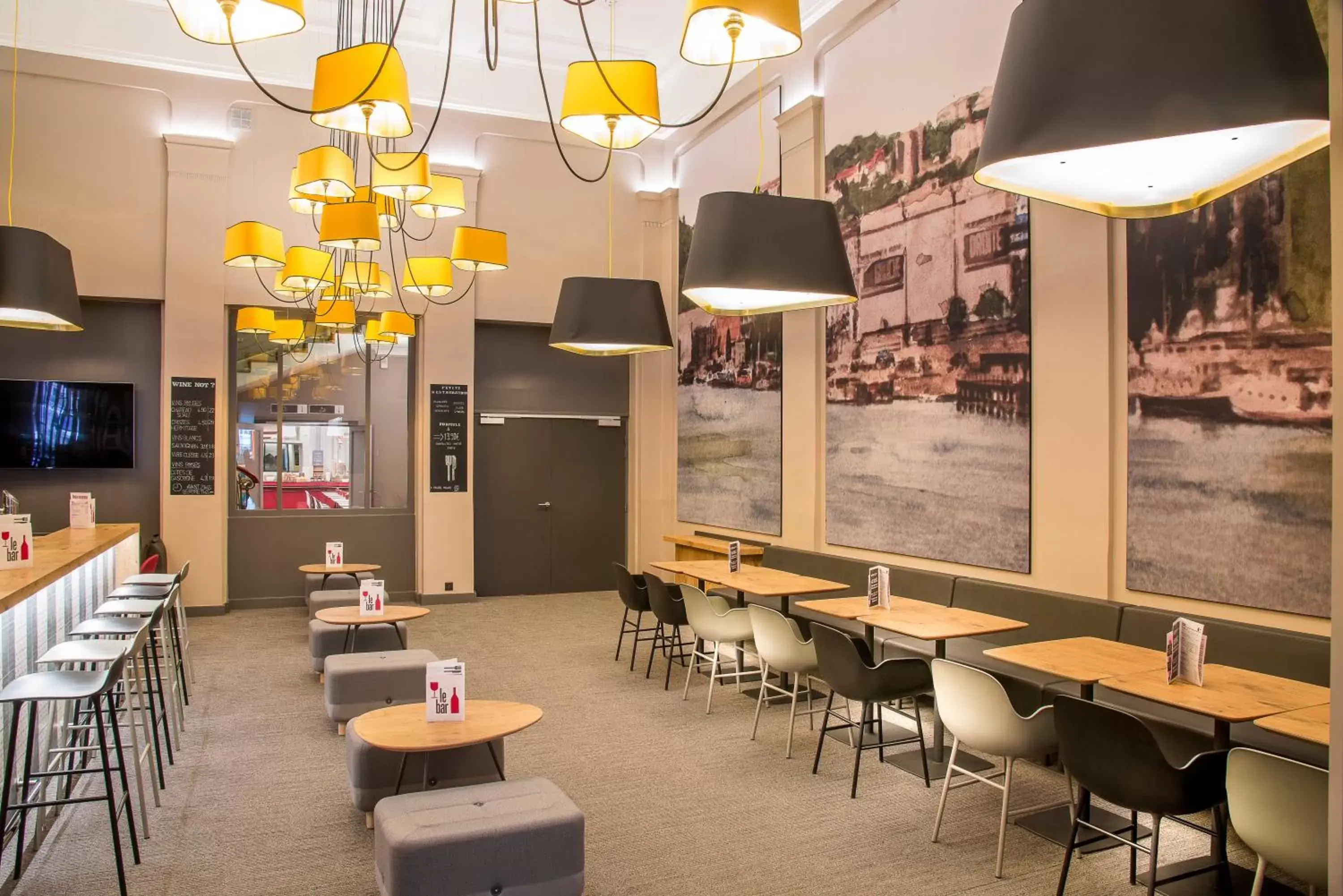 Lounge or bar, Restaurant/Places to Eat in ibis Lyon Centre Perrache