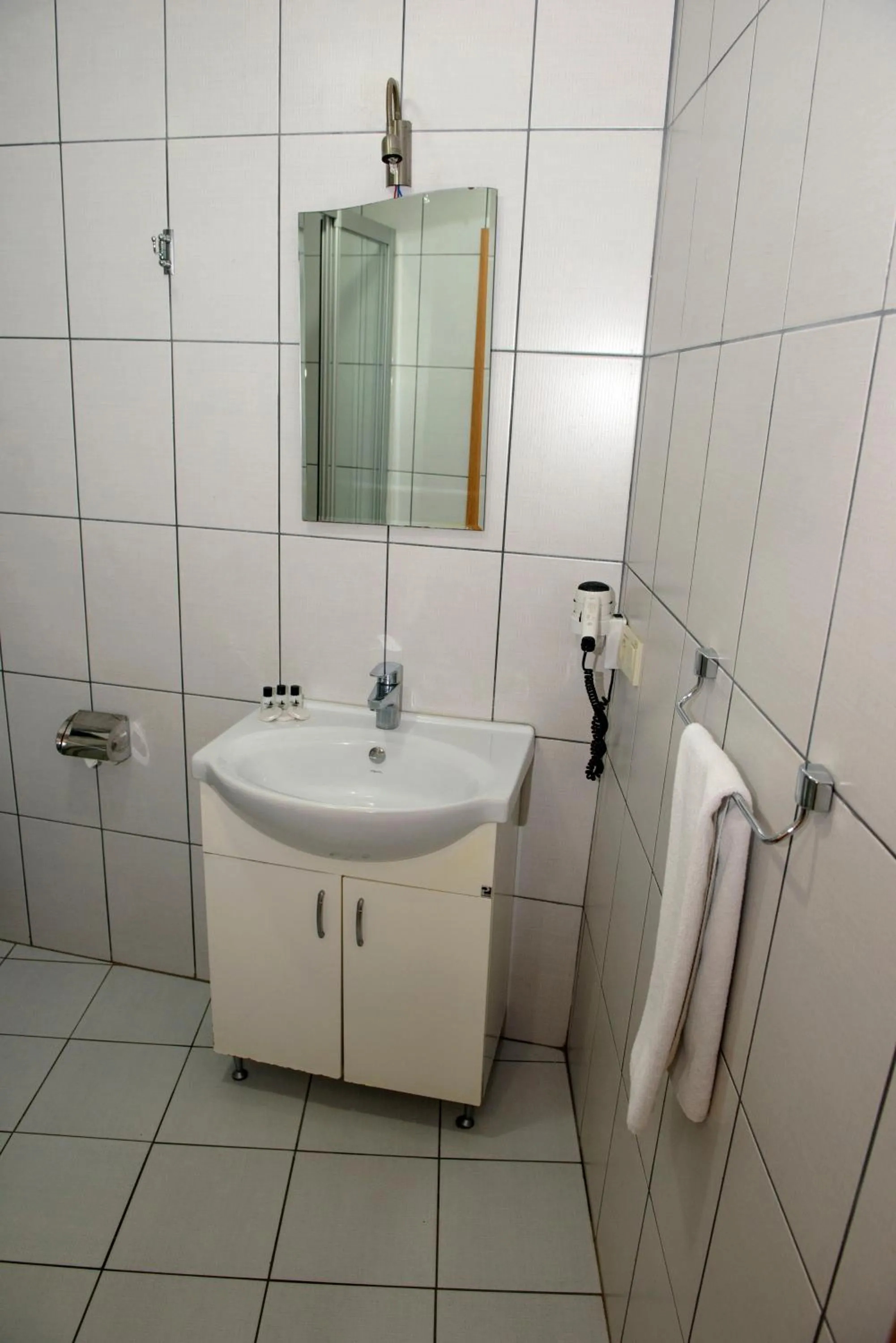 Bathroom in Tayahatun Hotel