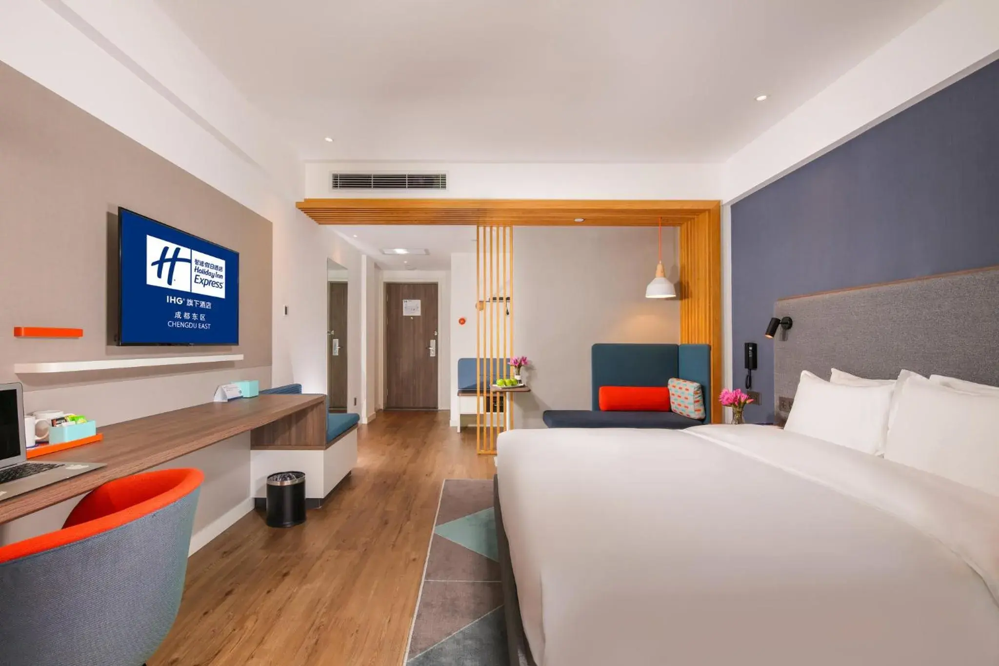 Photo of the whole room in Holiday Inn Express Chengdu East, an IHG Hotel