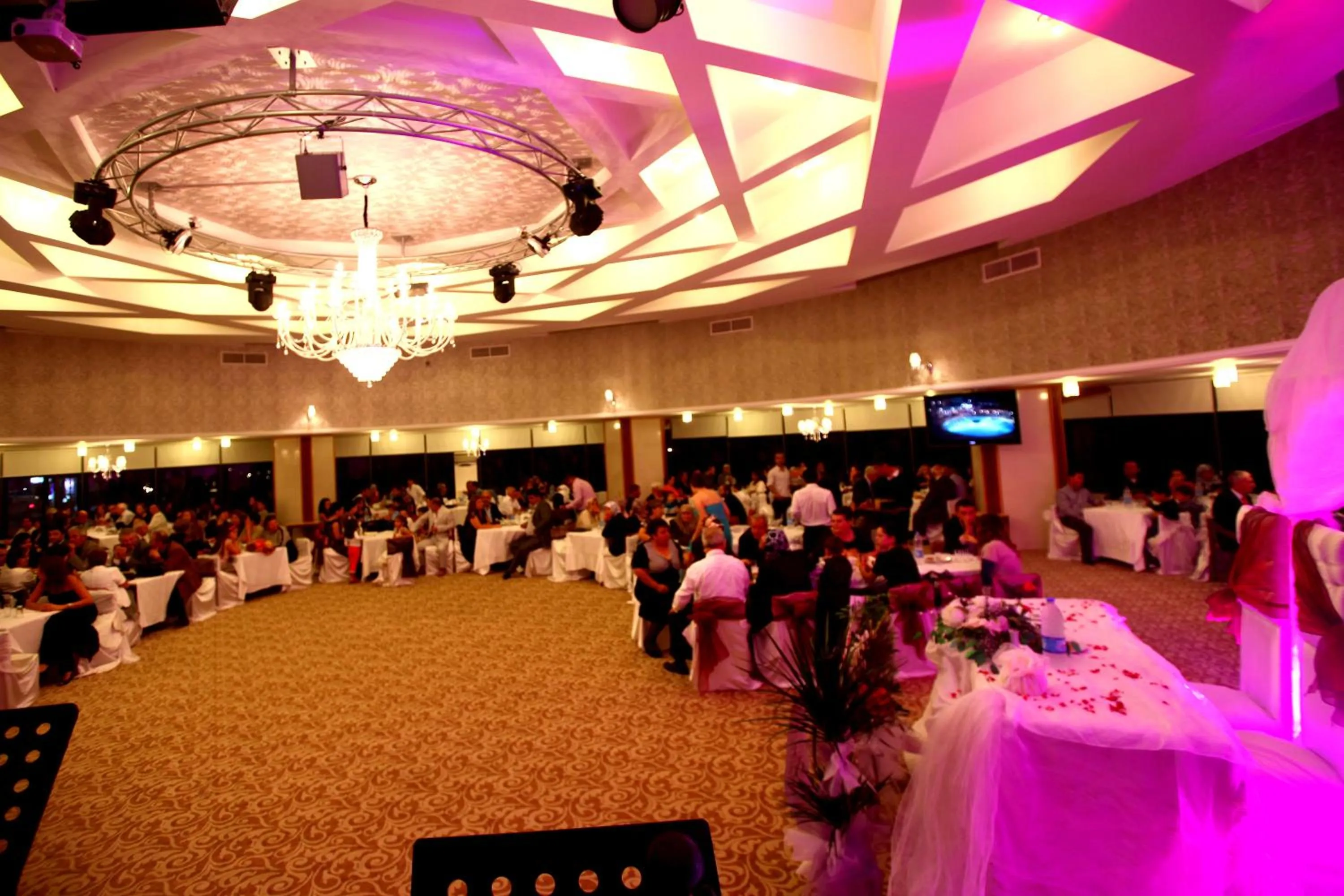 Activities in Cender Hotel