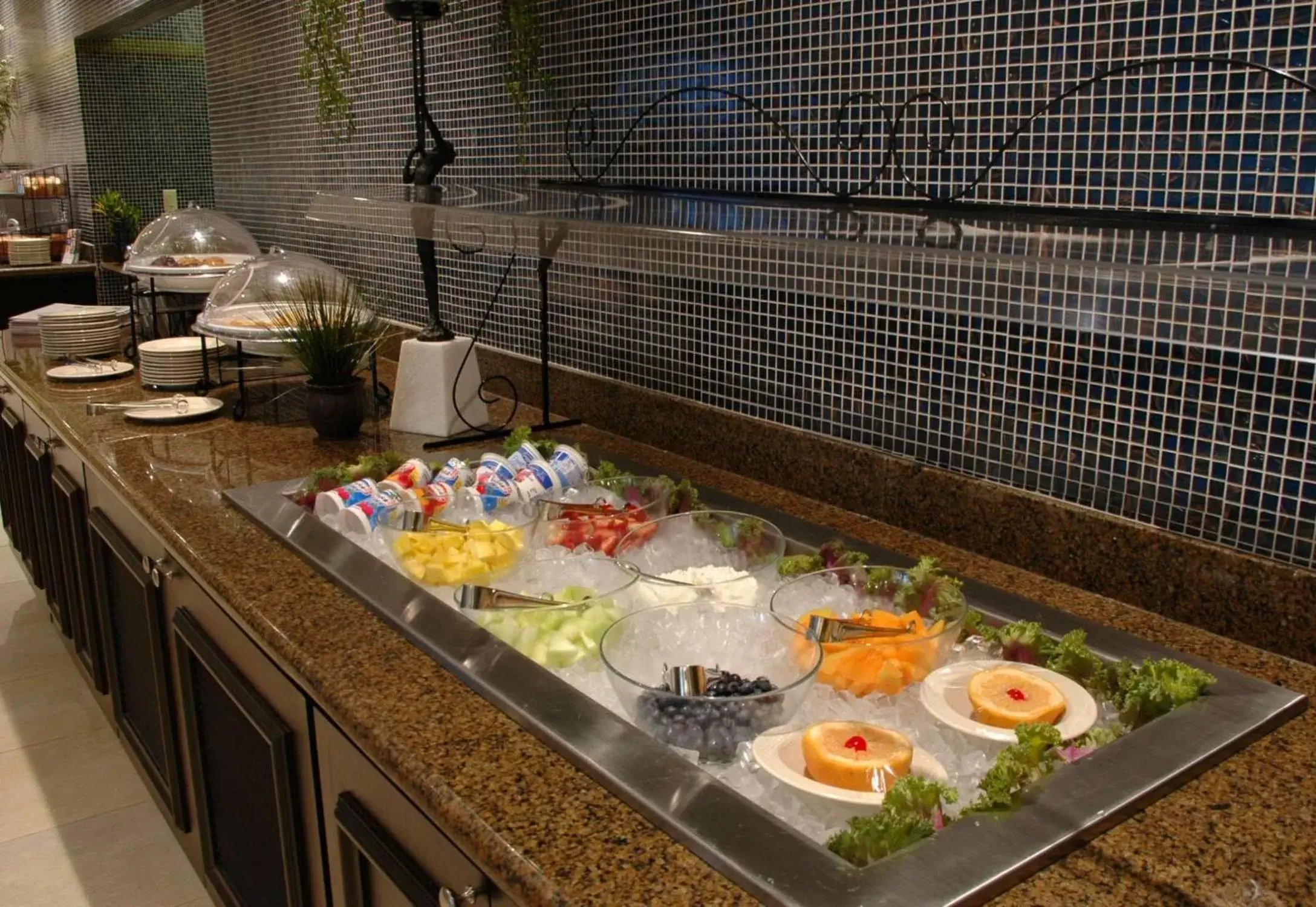 Dining area, Food in Hilton Garden Inn Jacksonville Downtown Southbank