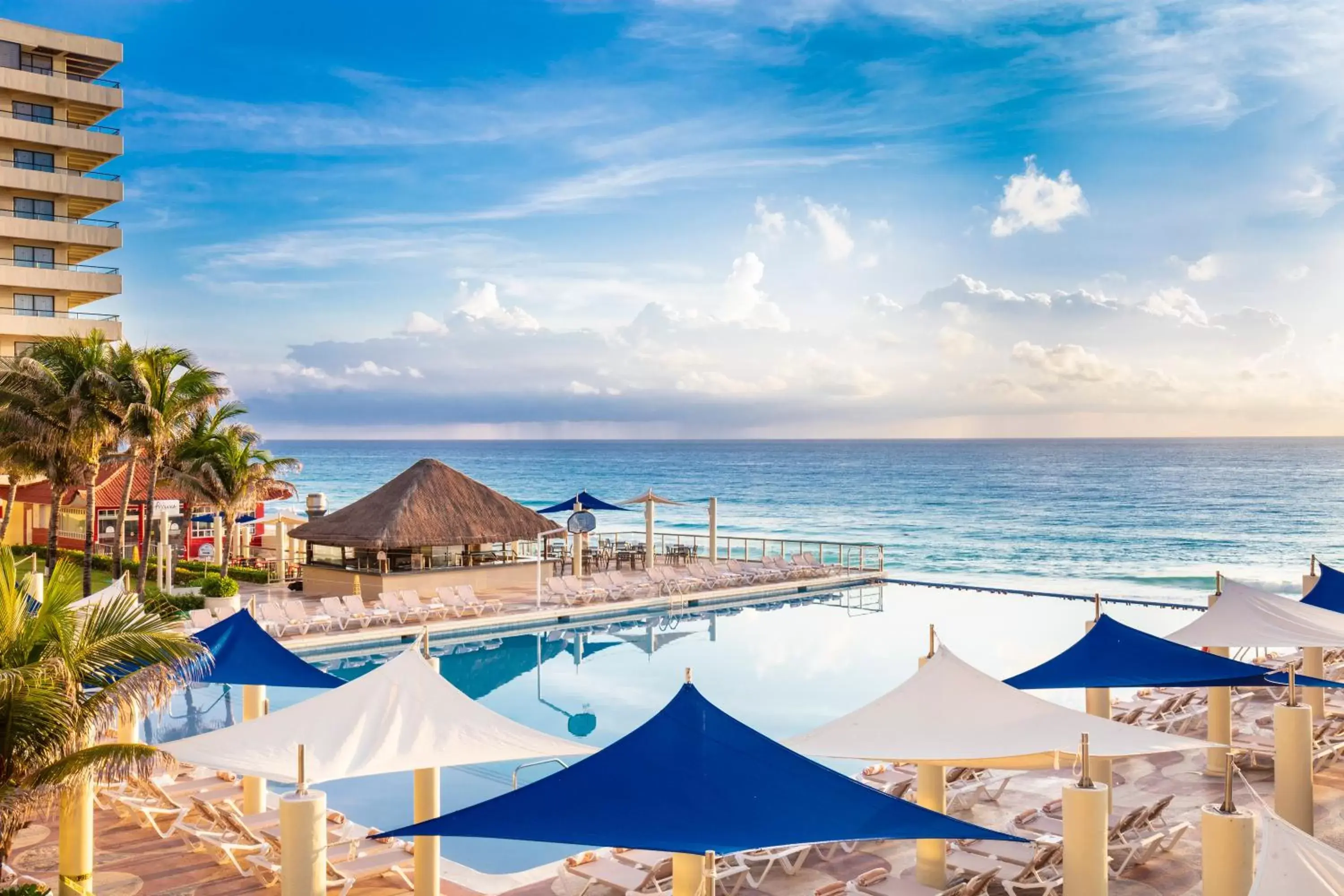 Beach, Swimming Pool in Crown Paradise Club Cancun - All Inclusive