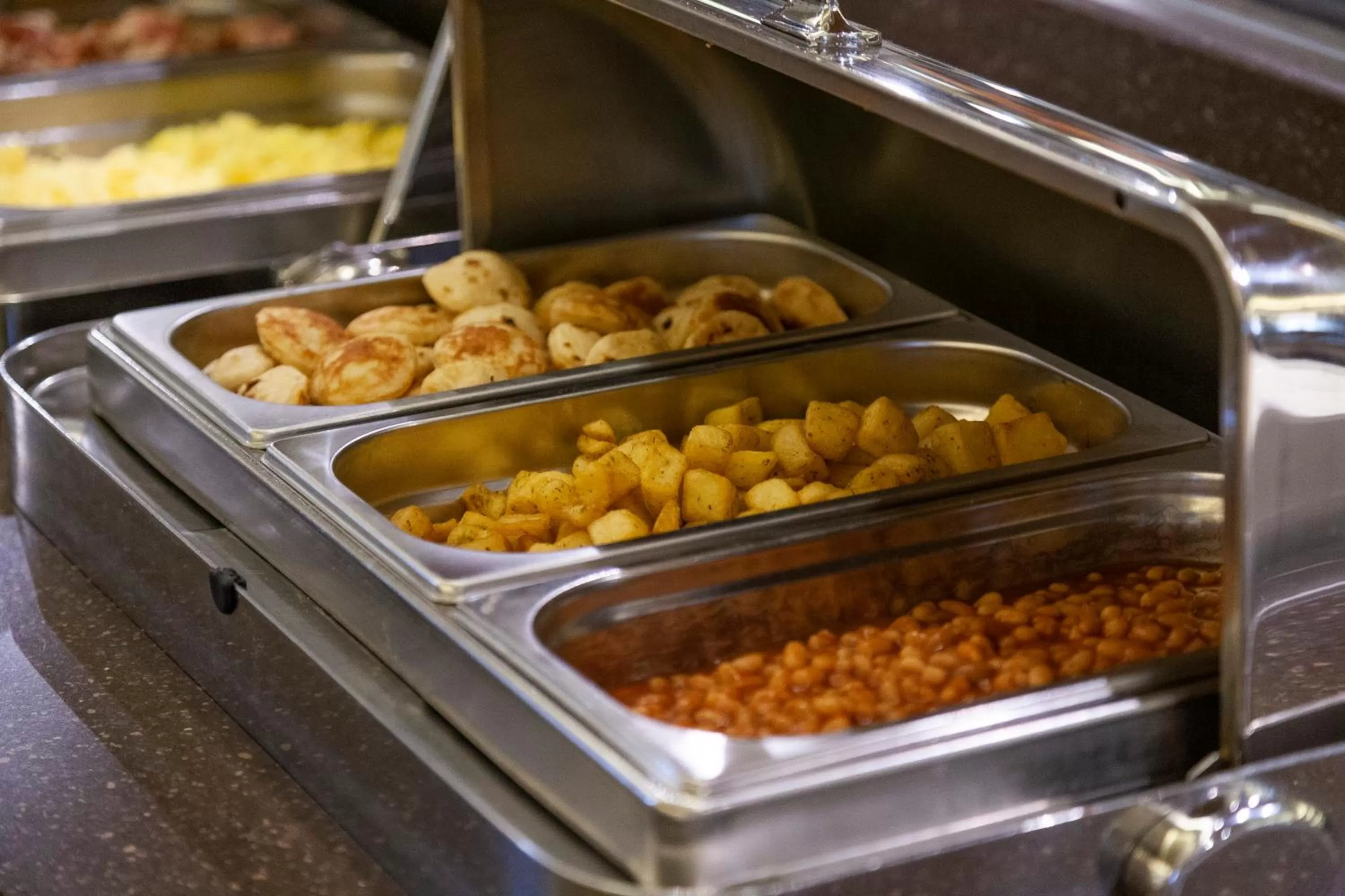 Continental breakfast in Avenue Hotel