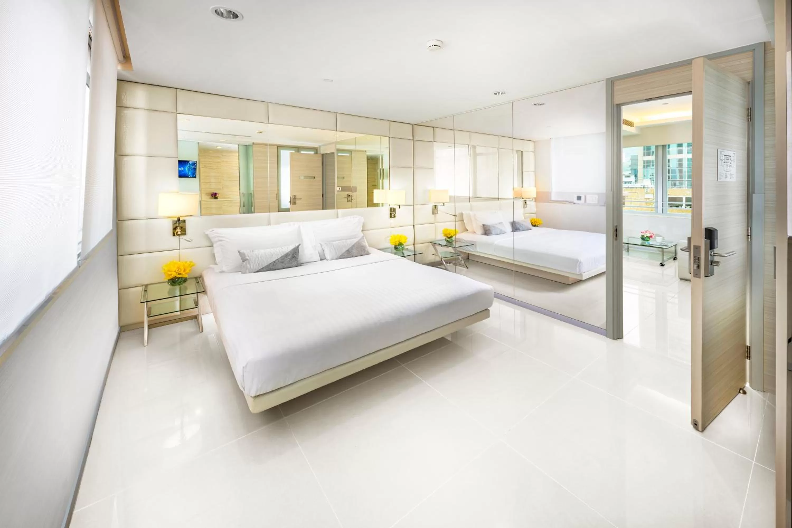Limited Offer - iResidence Premier Two-Bedroom Suite in iclub Wan Chai Hotel