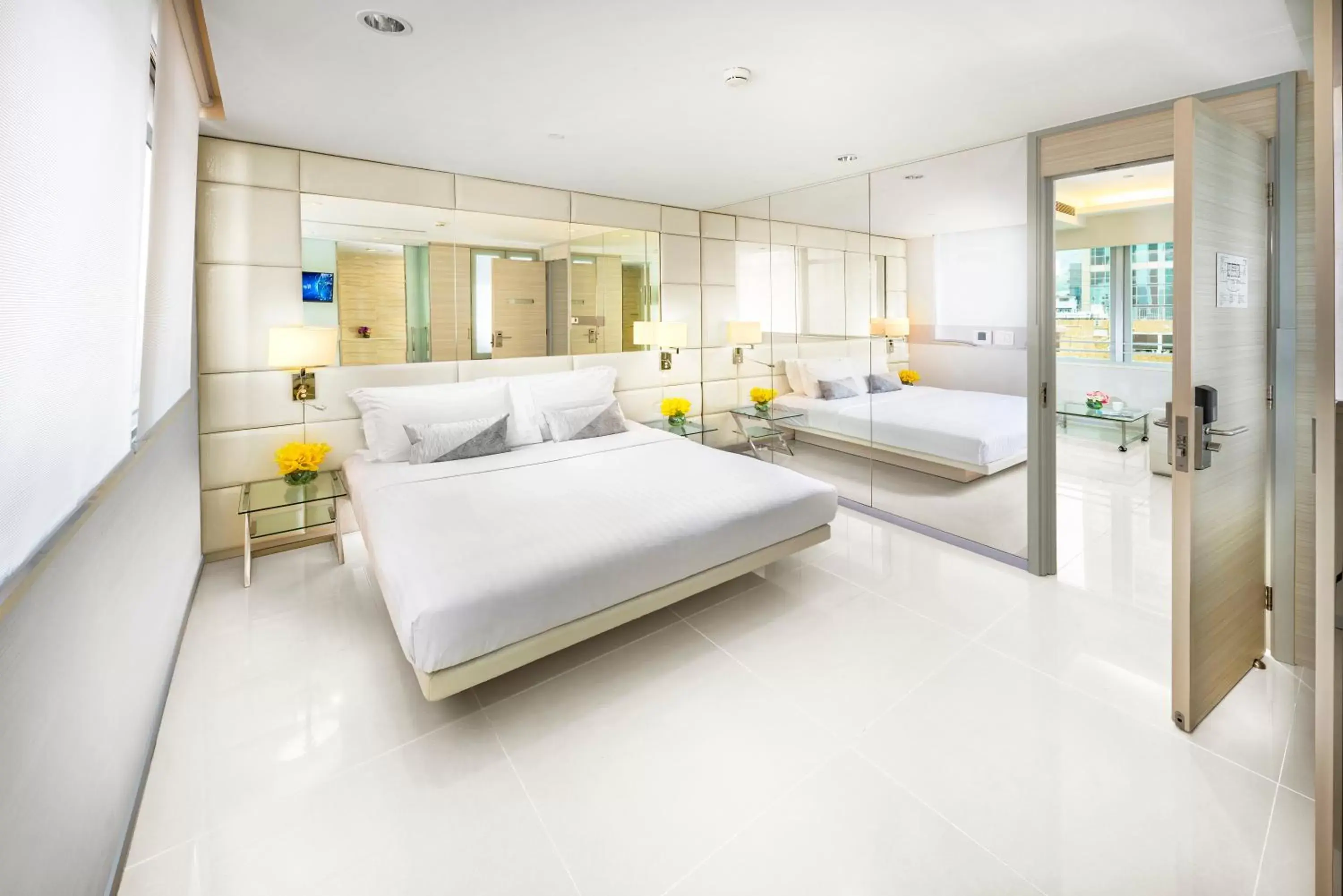 Bed in iclub Wan Chai Hotel