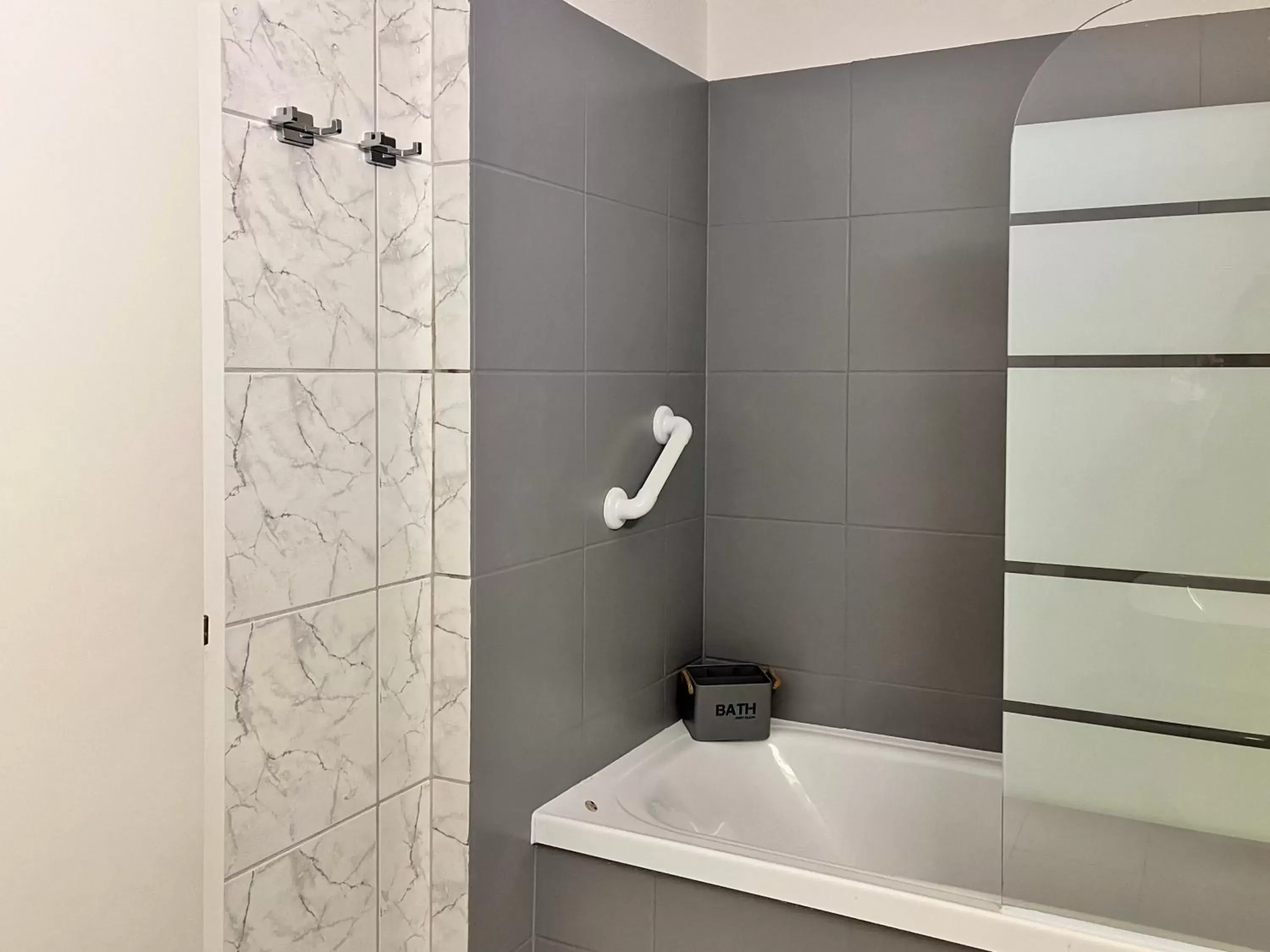 Shower, Bathroom in GuestHouse Lugano Center by LR